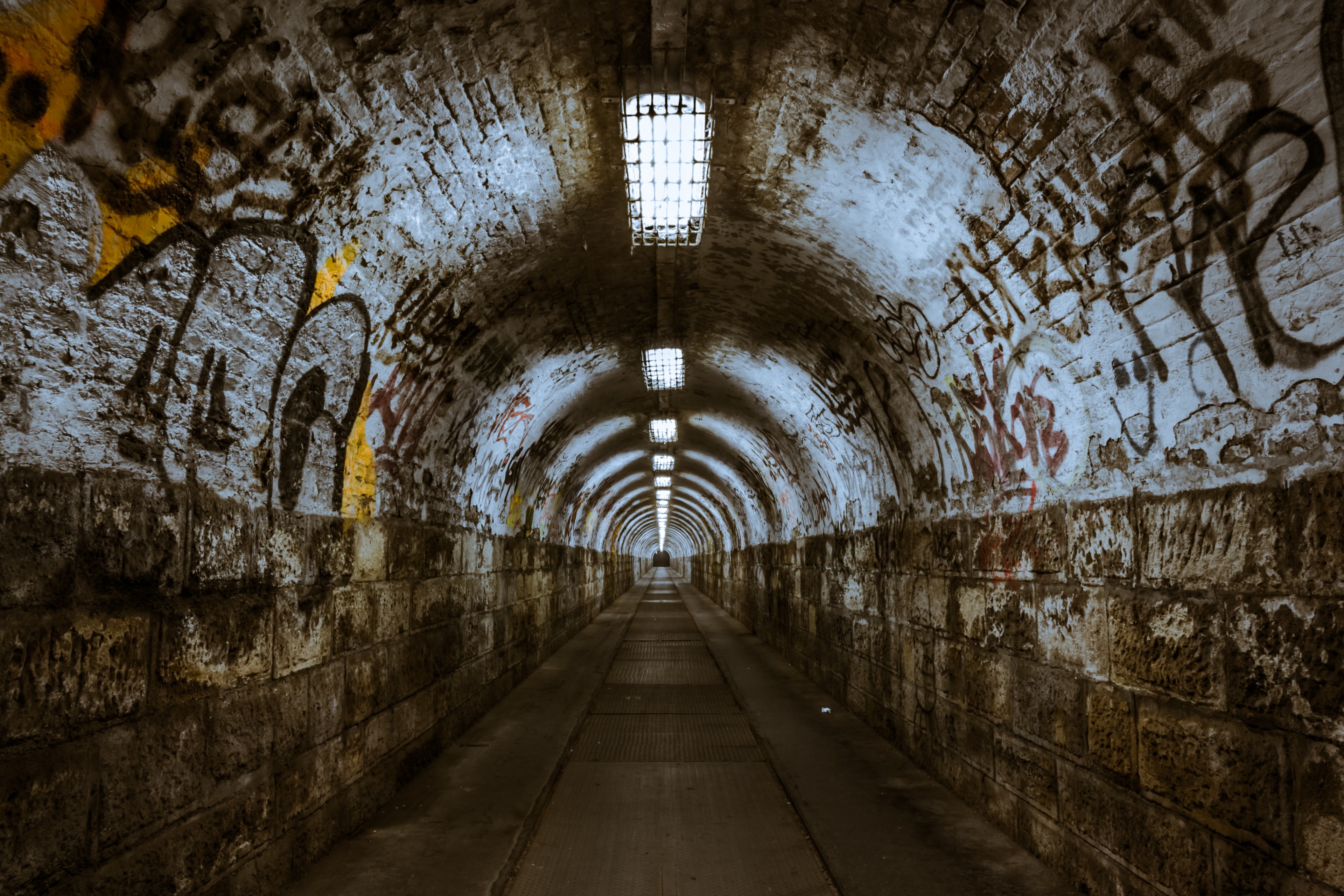 tunnel underground underpass lighting budapest 4k, HD Wallpaper