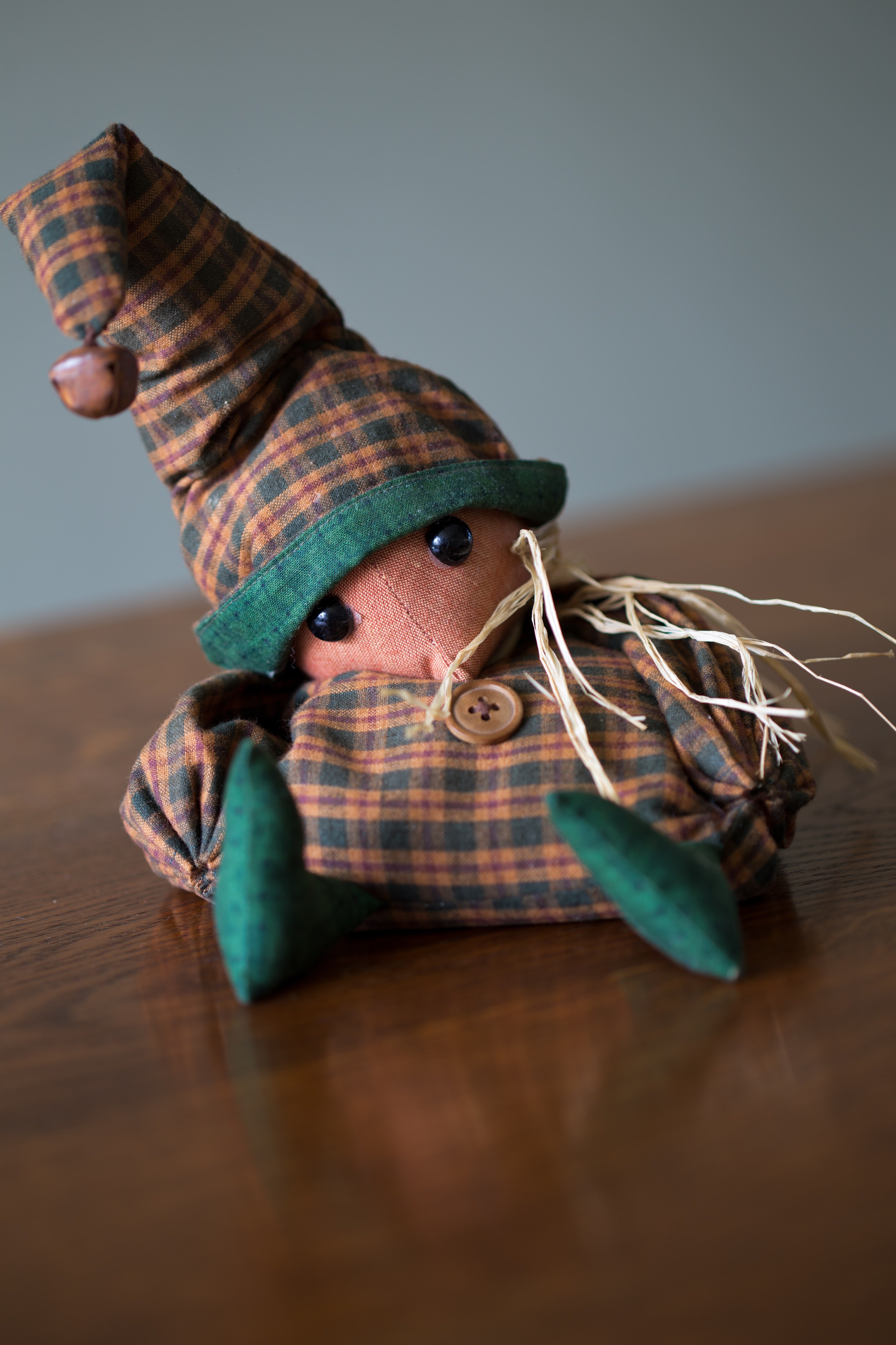 stuffed toy mouse check suit bell cap rusty bell 4k, Phone HD Wallpaper