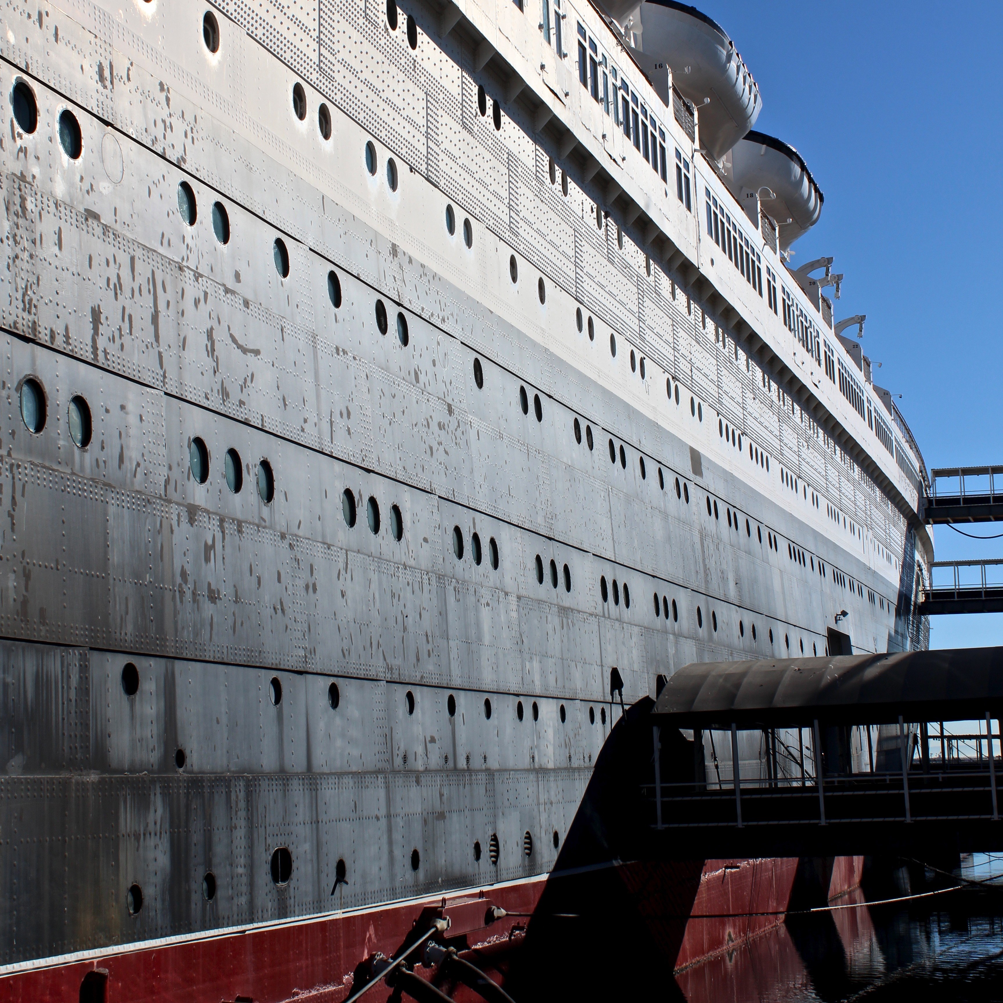 ship faded glory ocean liner antique queen mary 4k, Phone HD Wallpaper