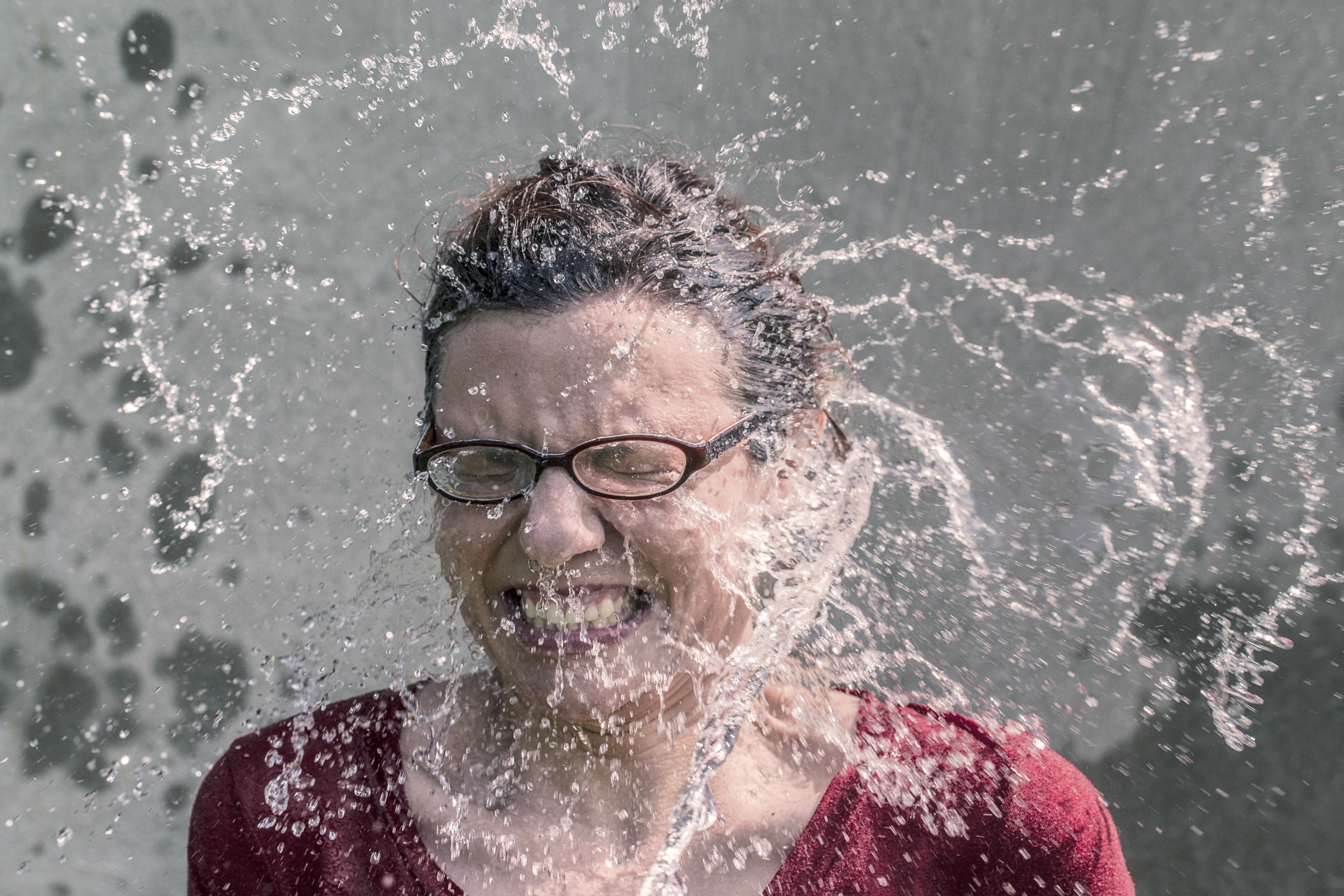 refreshment splash water woman spectacles glasses 4k, HD Wallpaper