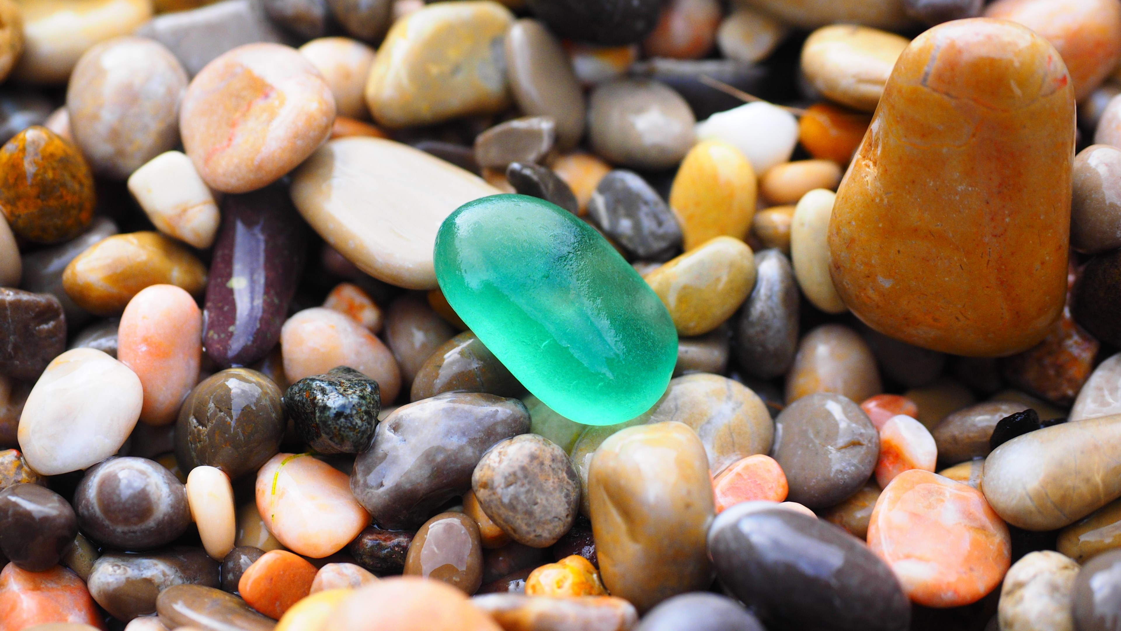 pebbles stones colorful roundish color colorful 4k, HD Wallpaper