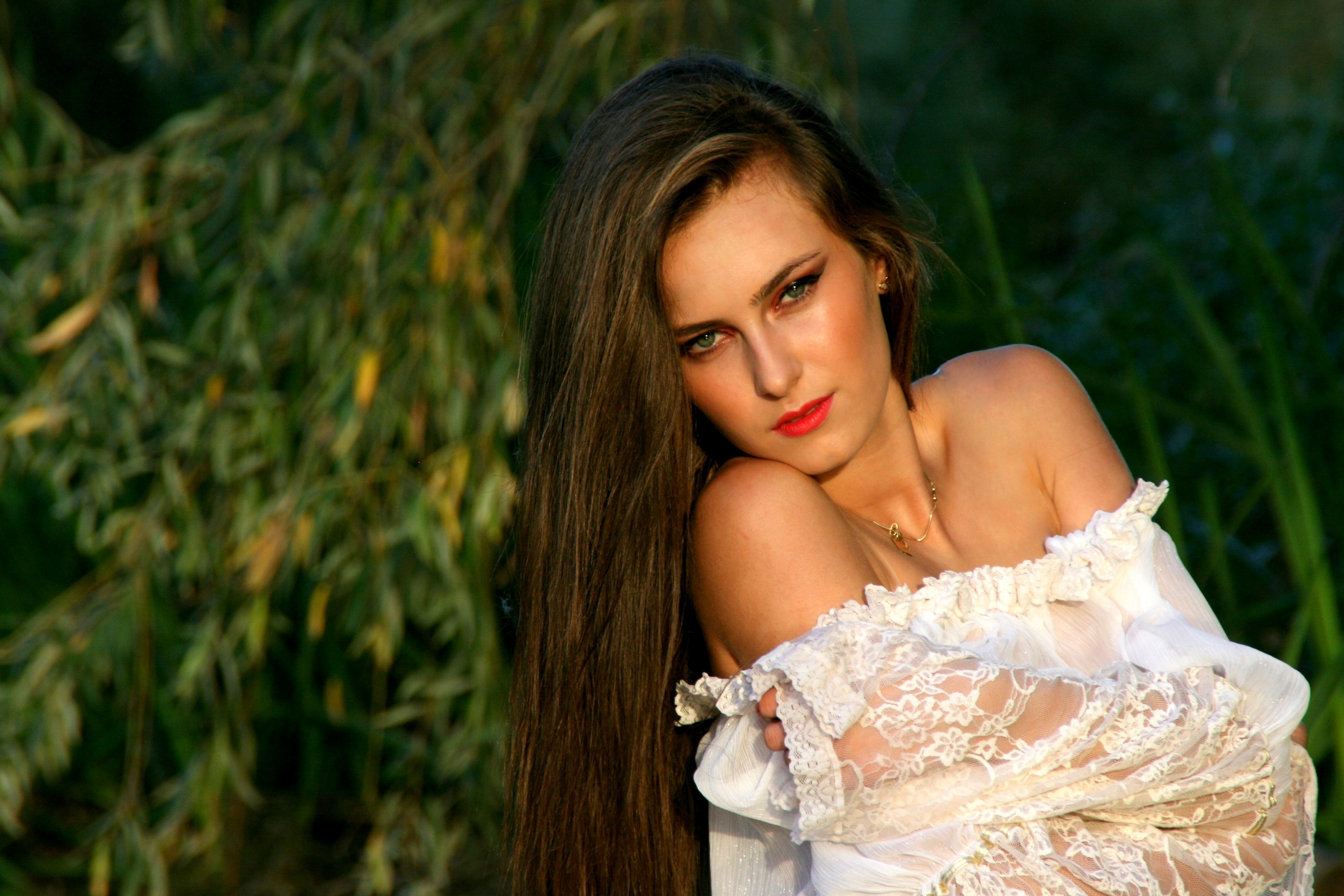 girl long hair white beauty portrait green 4k, HD Wallpaper