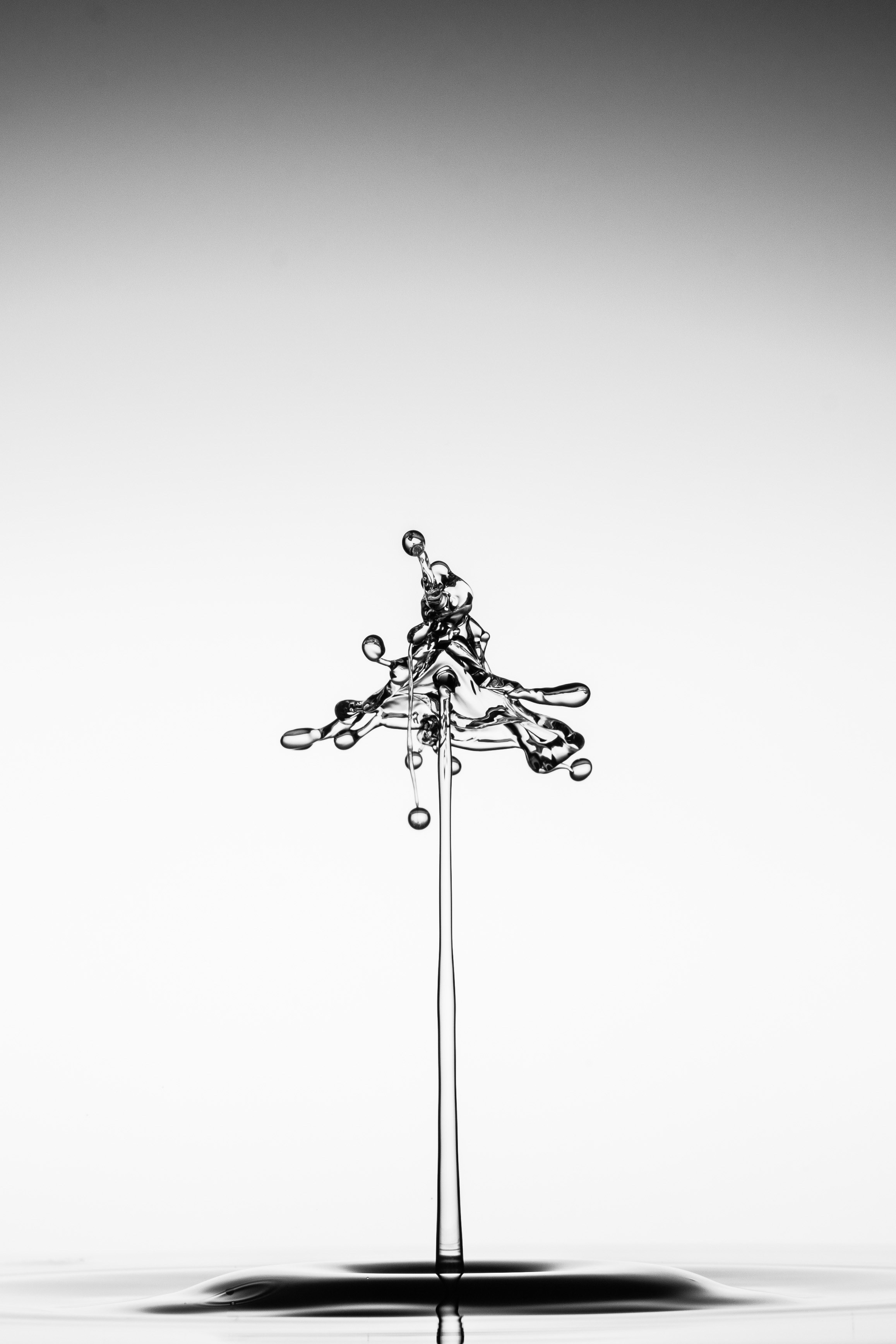 drip spray water liquid drop of water 4k, Phone HD Wallpaper