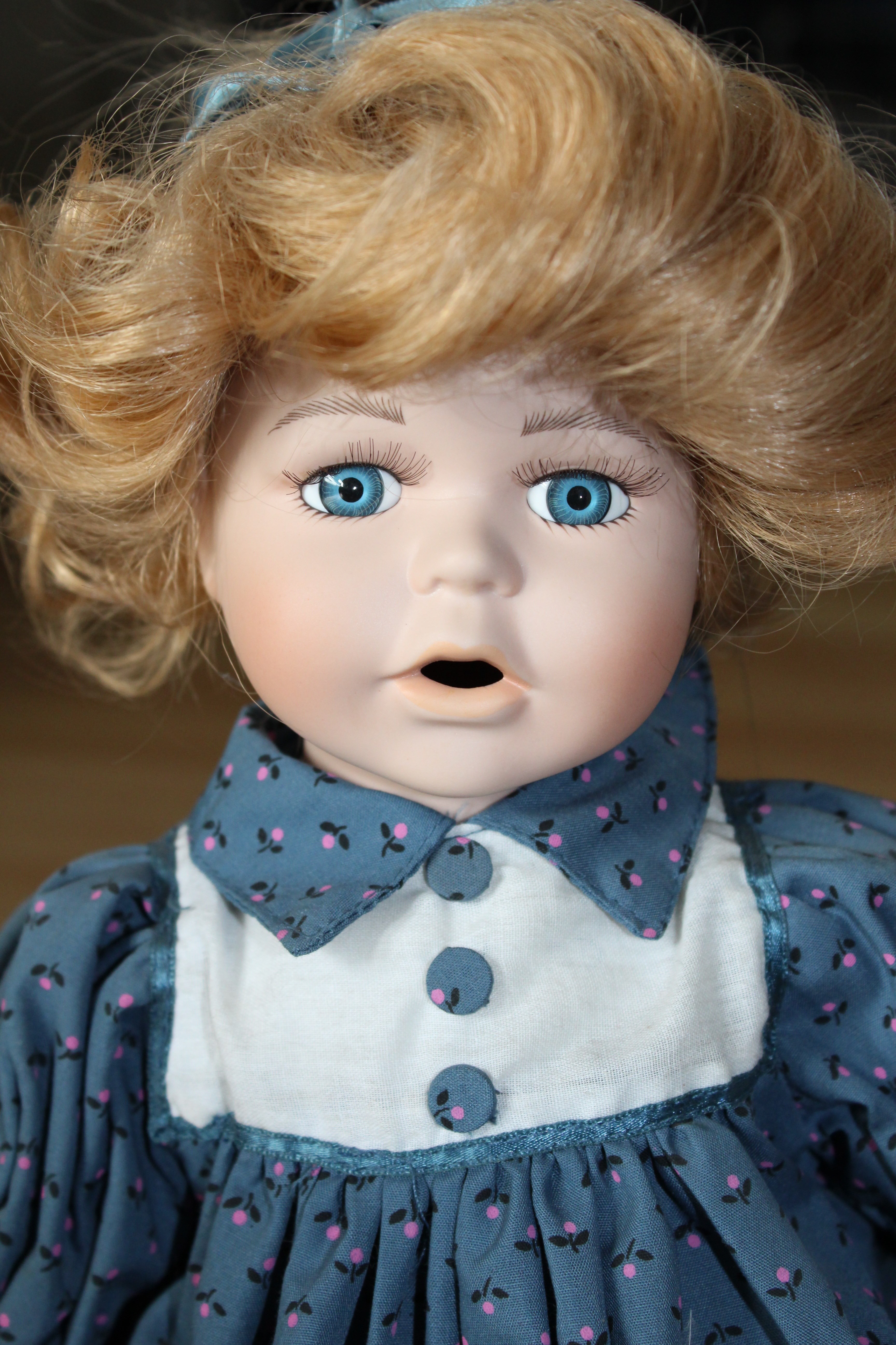 doll figure girl toys puppet show eyes face 4k, Phone HD Wallpaper