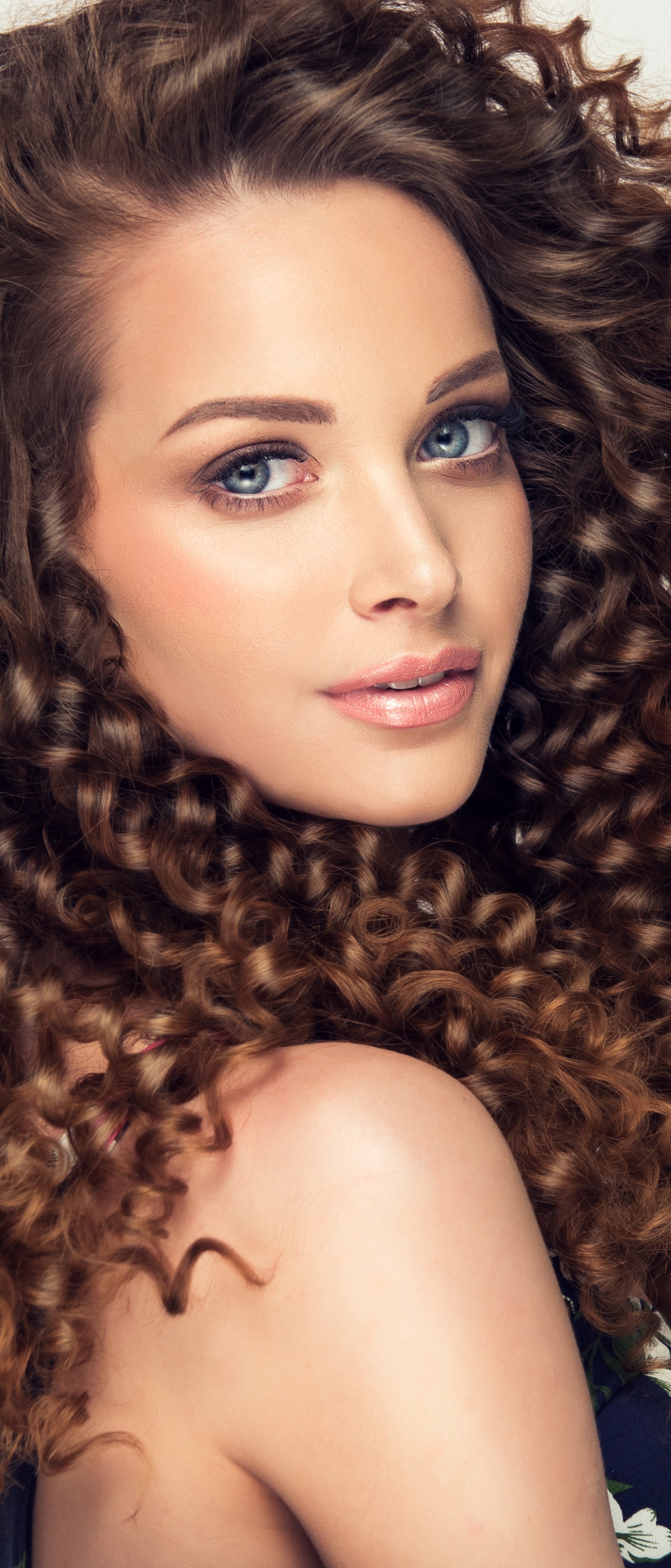 Women Model, Brunette, Blue Eyes, Curl, Face, 1644x3840, Phone HD Wallpaper