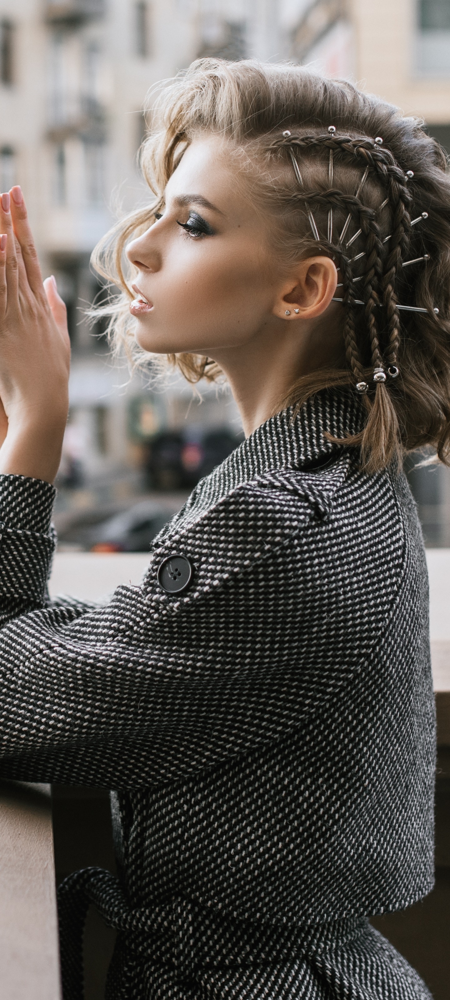 Women Model, Brunette, Mood, Braid, 1440x3200, Phone HD Wallpaper