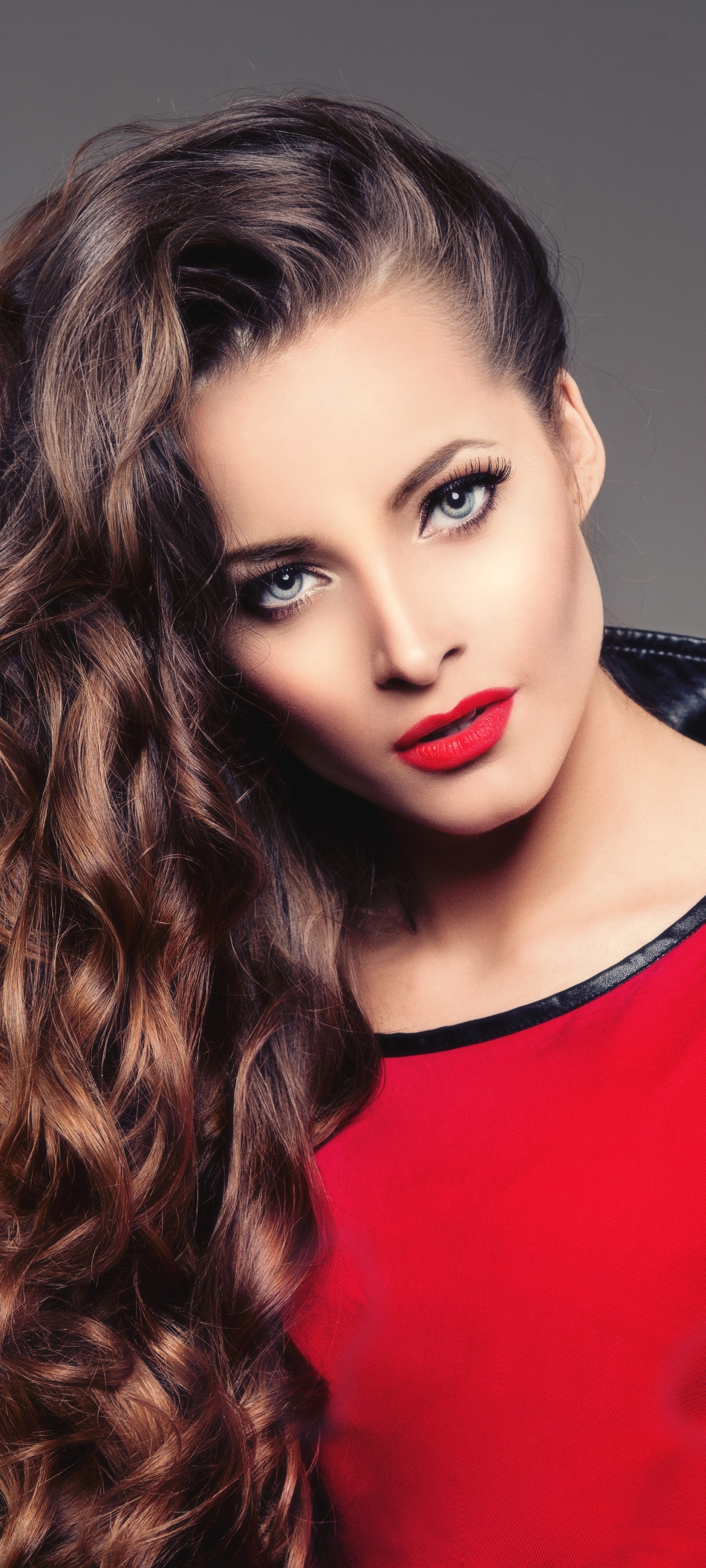 Women Model, Lipstick, Curl, Brunette, Blue Eyes, 1440x3200, Phone HD Wallpaper