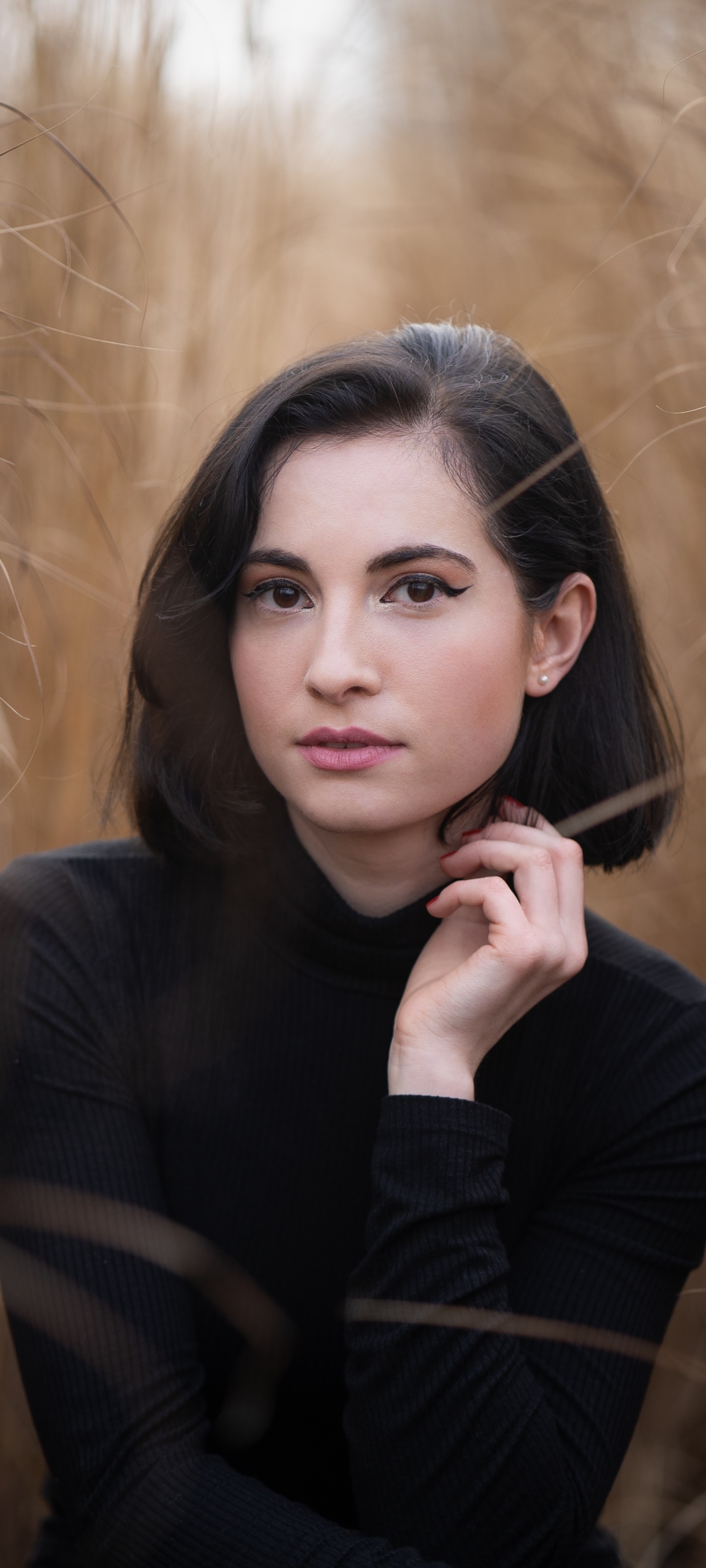 Women Model, Brown Eyes, Black Hair, Short Hair, 1440x3200, Phone HD Wallpaper