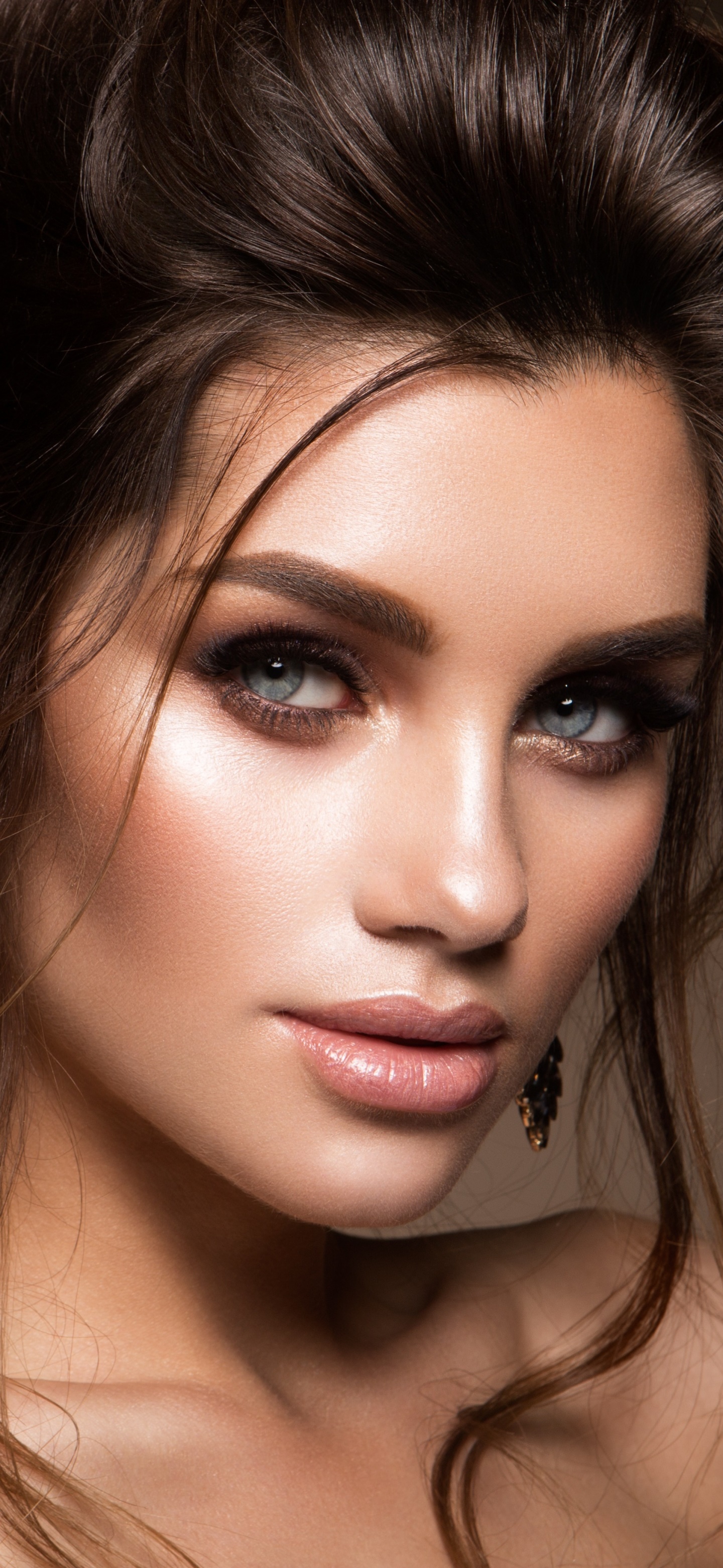 Women Model, Face, Blue Eyes, Brunette, 1440x3120, Phone HD Wallpaper