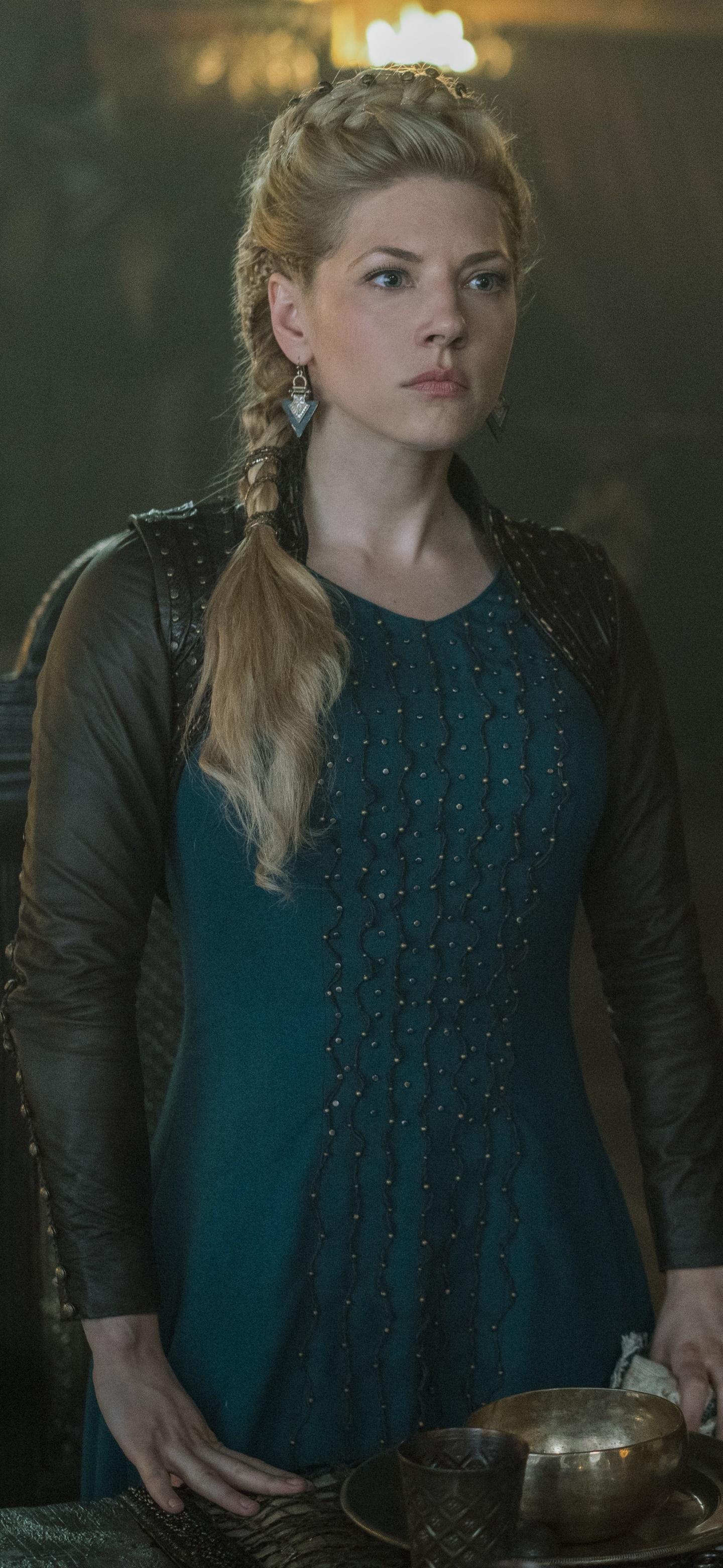 TV Show Vikings, Katheryn Winnick, Lagertha (Vikings), 1440x3120, Phone HD Wallpaper