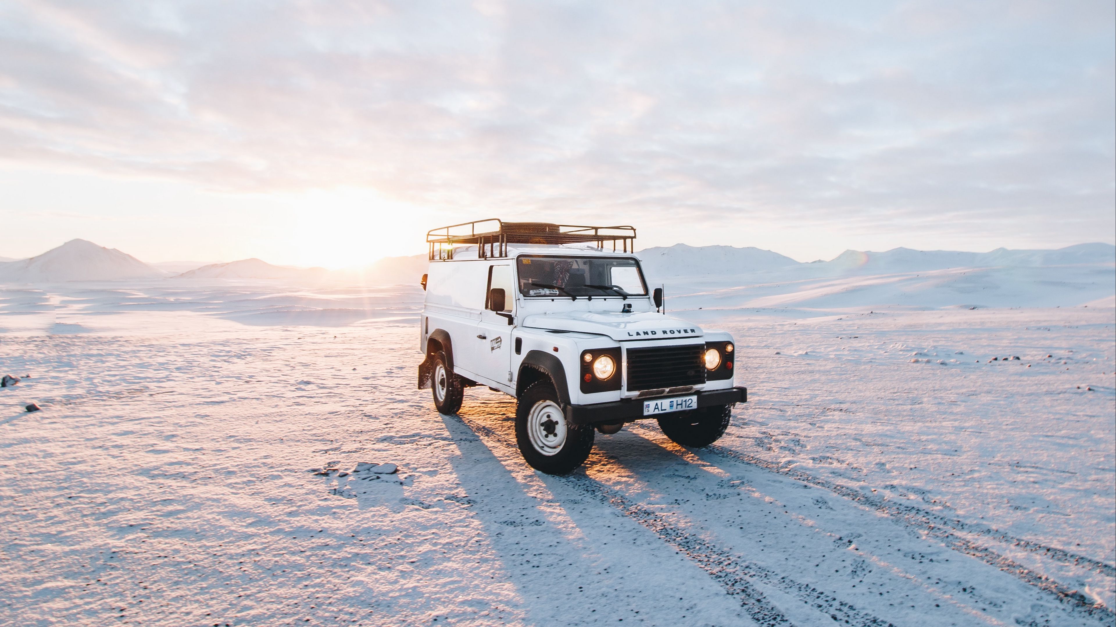 land rover, car, headlights, suv, 4k, HD Wallpaper