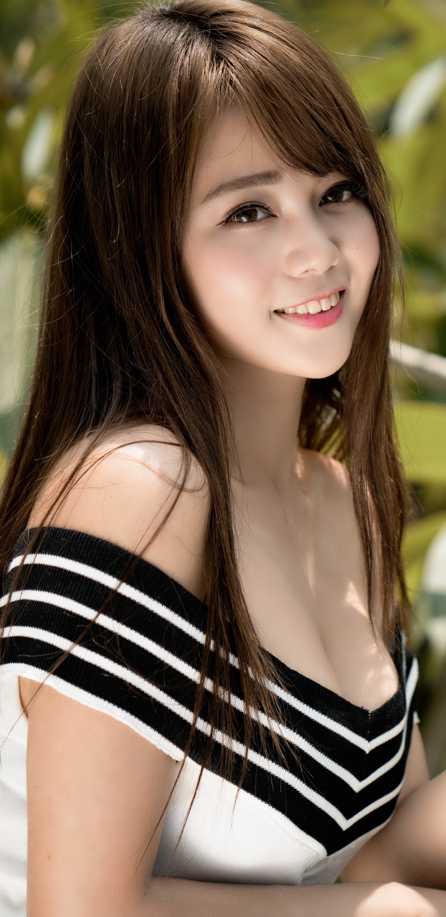 Women Model, Smile, Long Hair, Brunette, Asian, 1440x2960, Phone HD Wallpaper