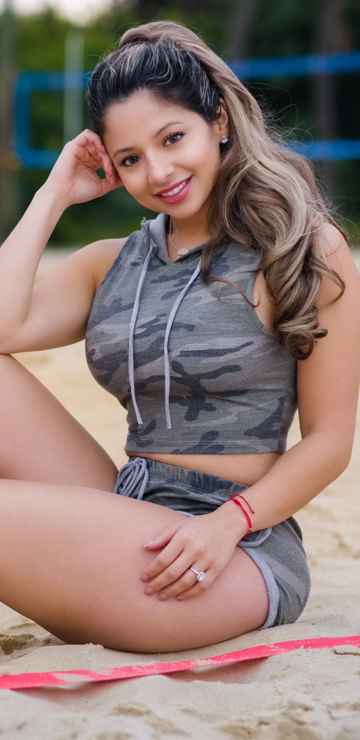 Women Model, Smile, Mood, 1440x2960, Phone HD Wallpaper