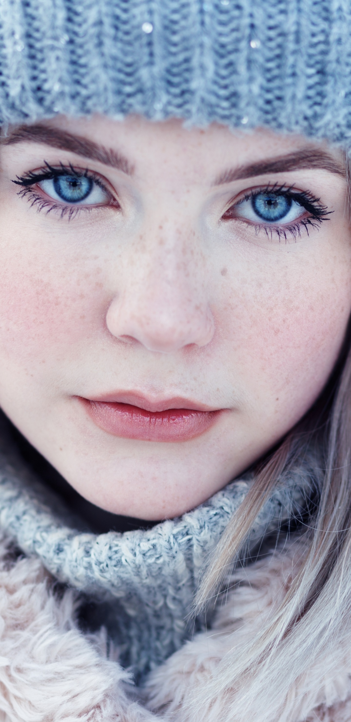 Women Model, Face, Hat, Blue Eyes, Blonde, Stare, 1440x2960, Phone HD Wallpaper