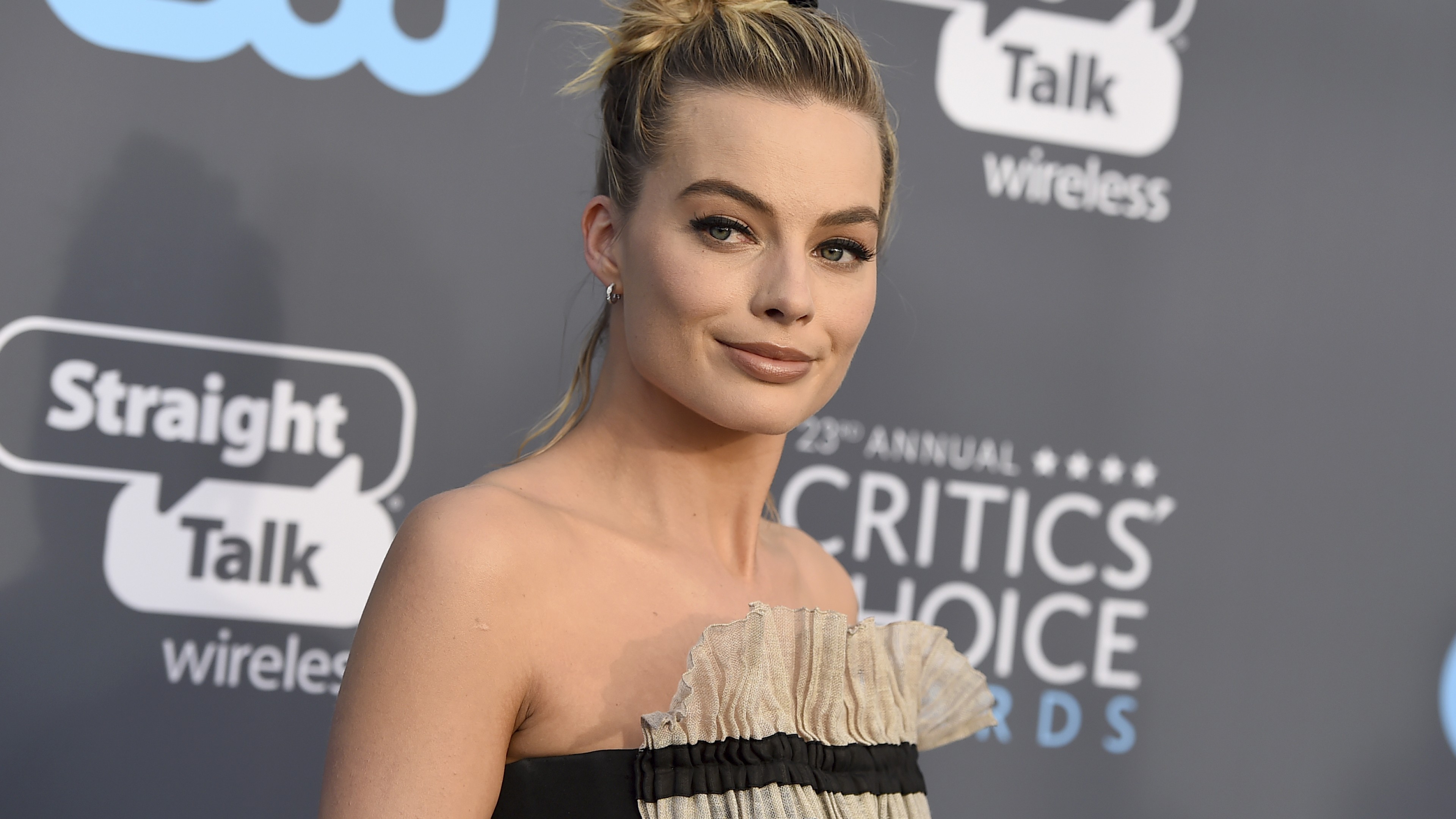 Margot Robbie, photo, Critics Choice Awards 2018, blonde, 4k, HD Wallpaper