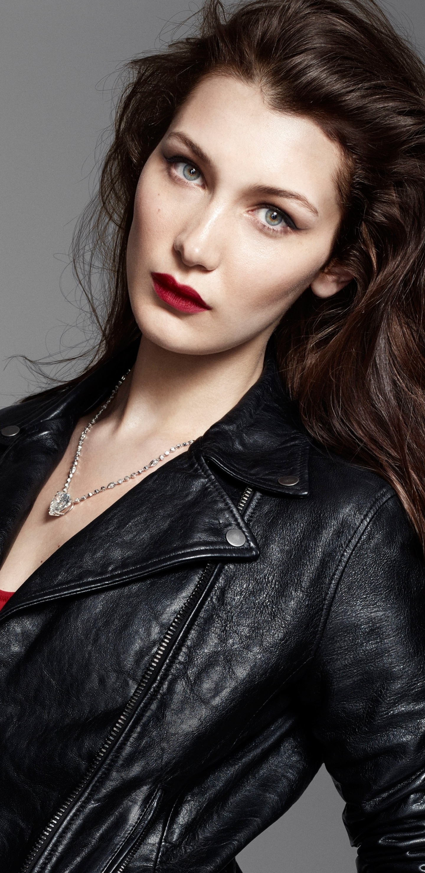 Celebrity Bella Hadid, Brunette, Model, American, Lipstick, 1440x2960, Phone HD Wallpaper