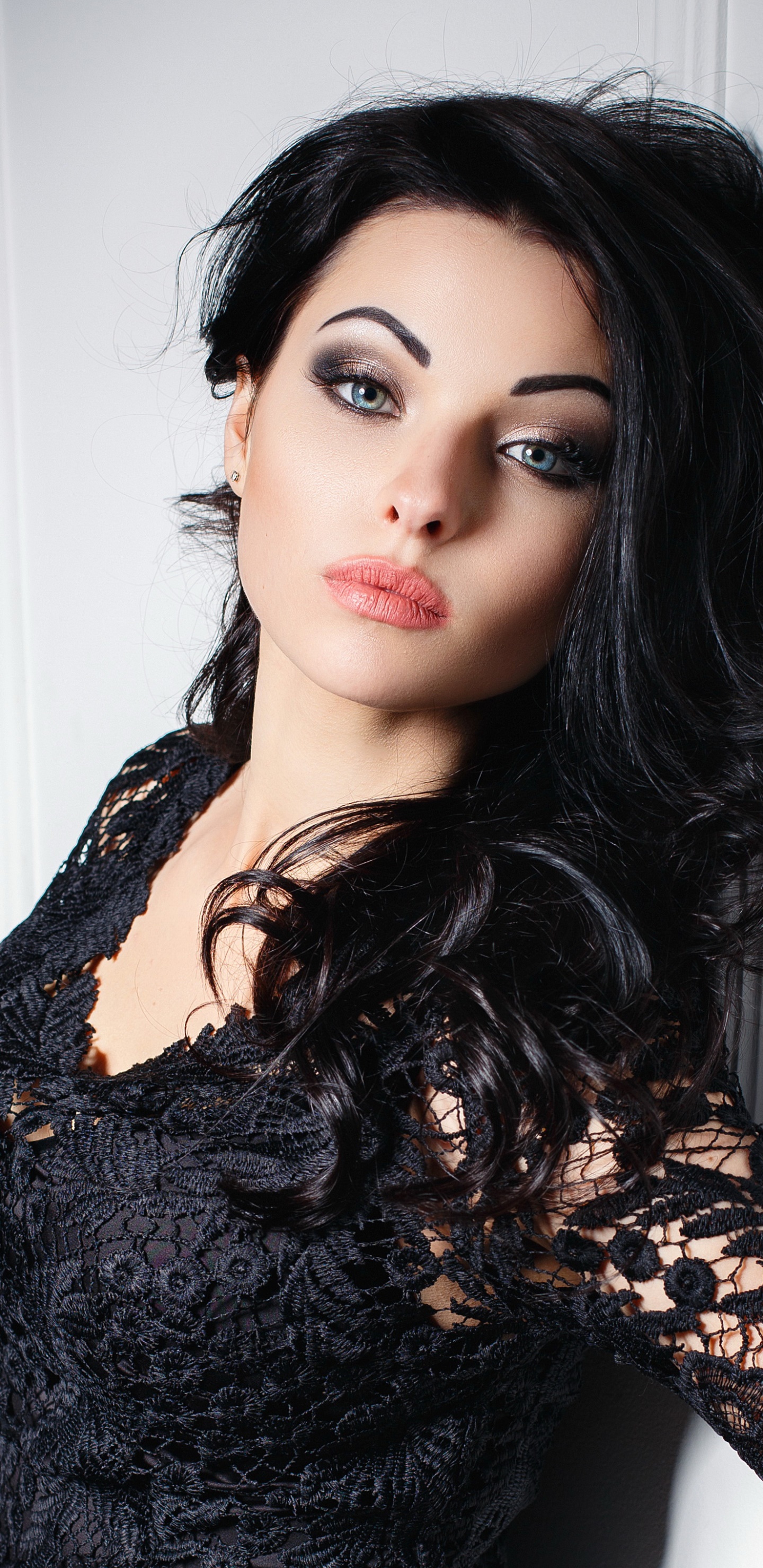 Women Model, Blue Eyes, 1440x2960, Phone HD Wallpaper