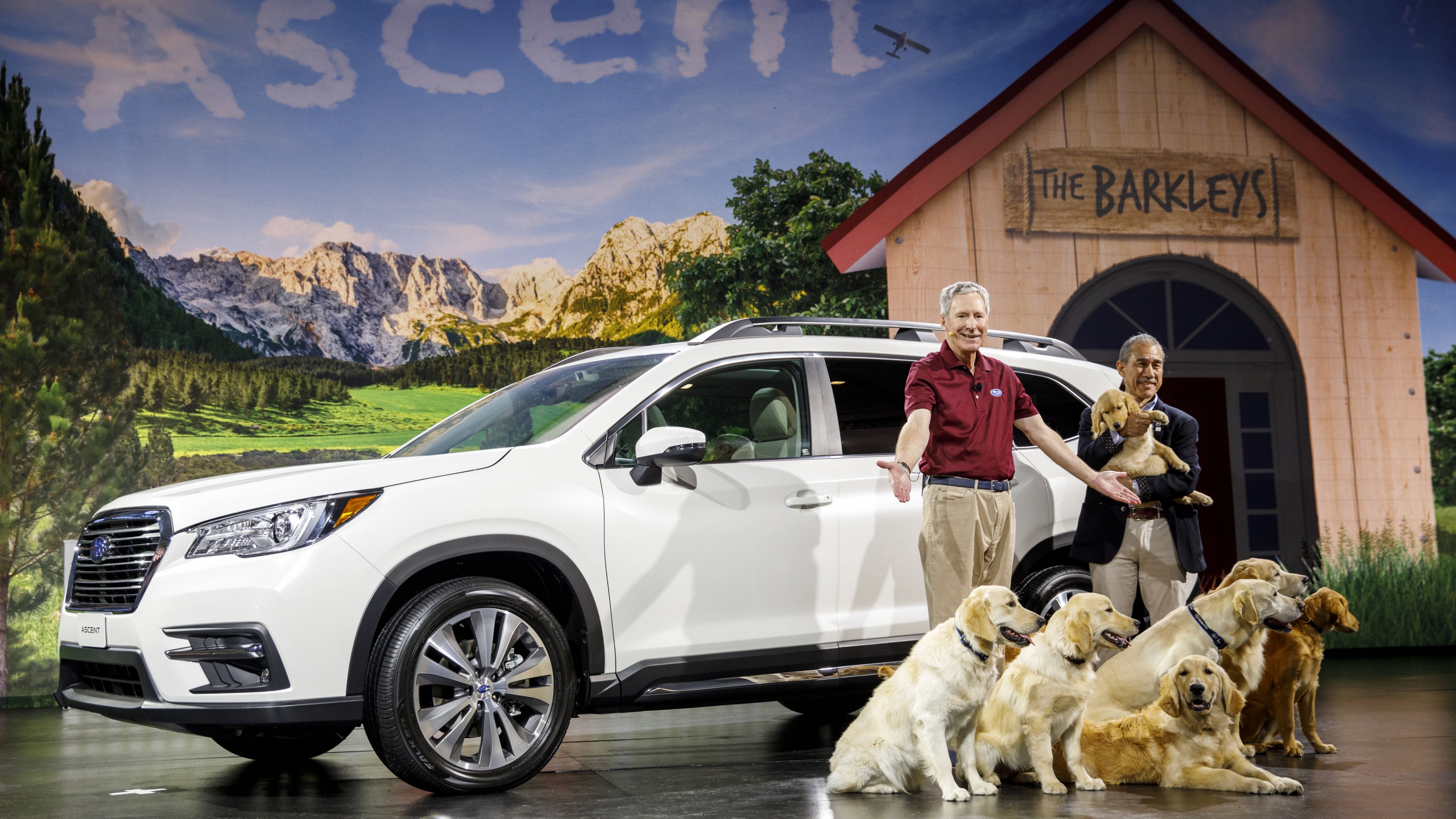 Subaru Ascent, 2018 Cars, dog, 4k, HD Wallpaper