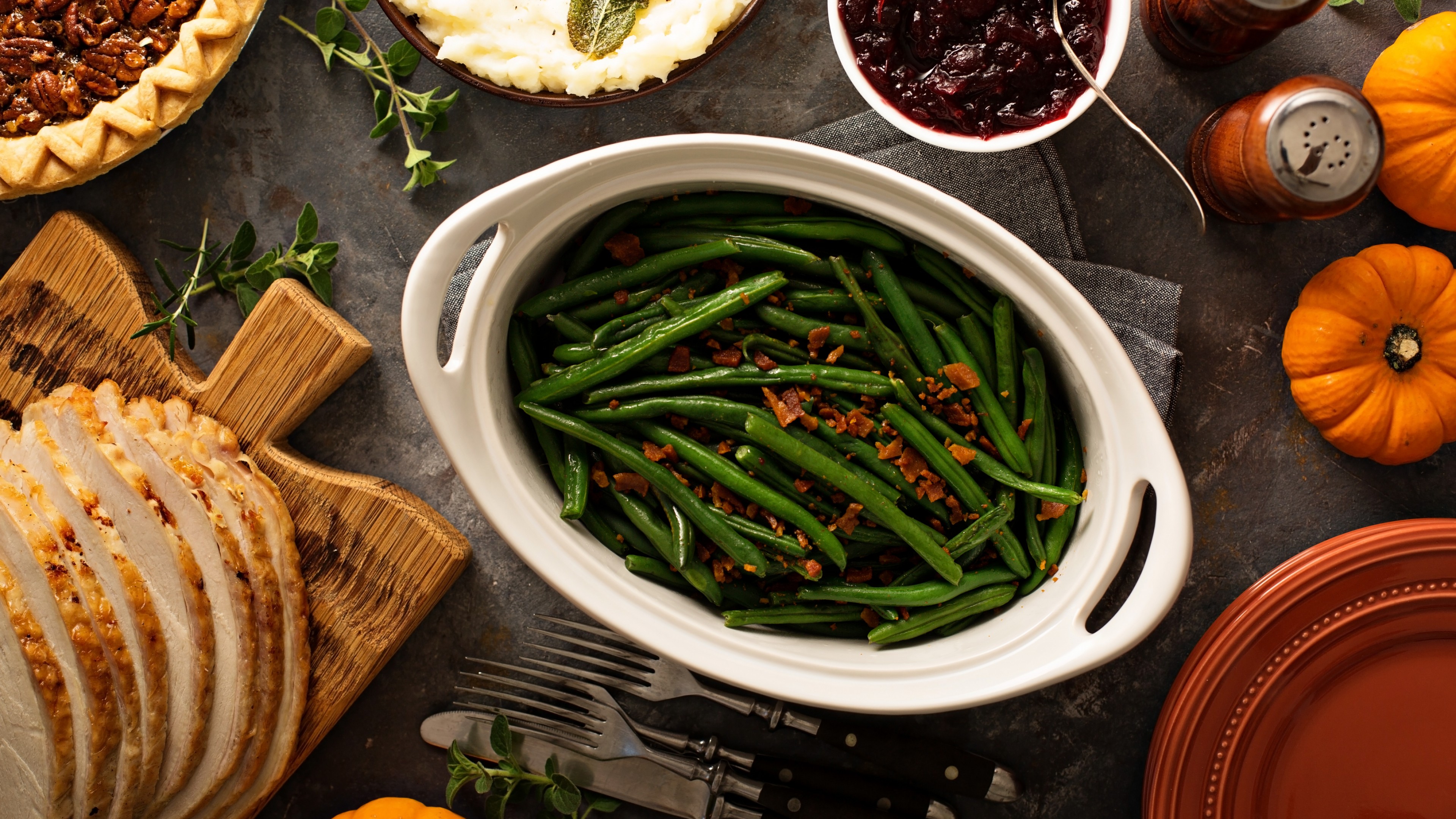 asparagus, meat, sauce, pumpkin, 4k, HD Wallpaper
