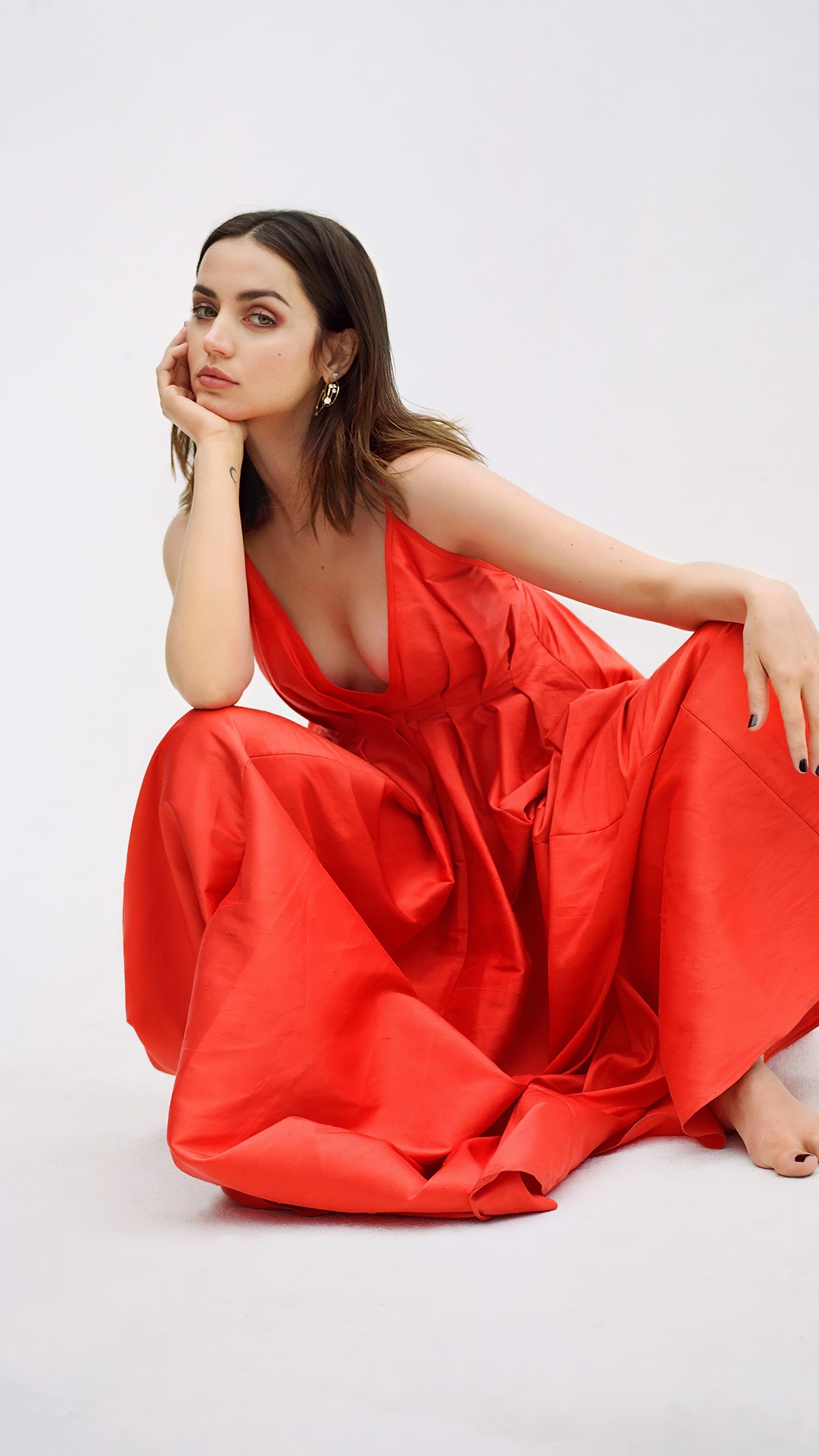 Celebrity Ana de Armas, 1440x2560, Phone HD Wallpaper