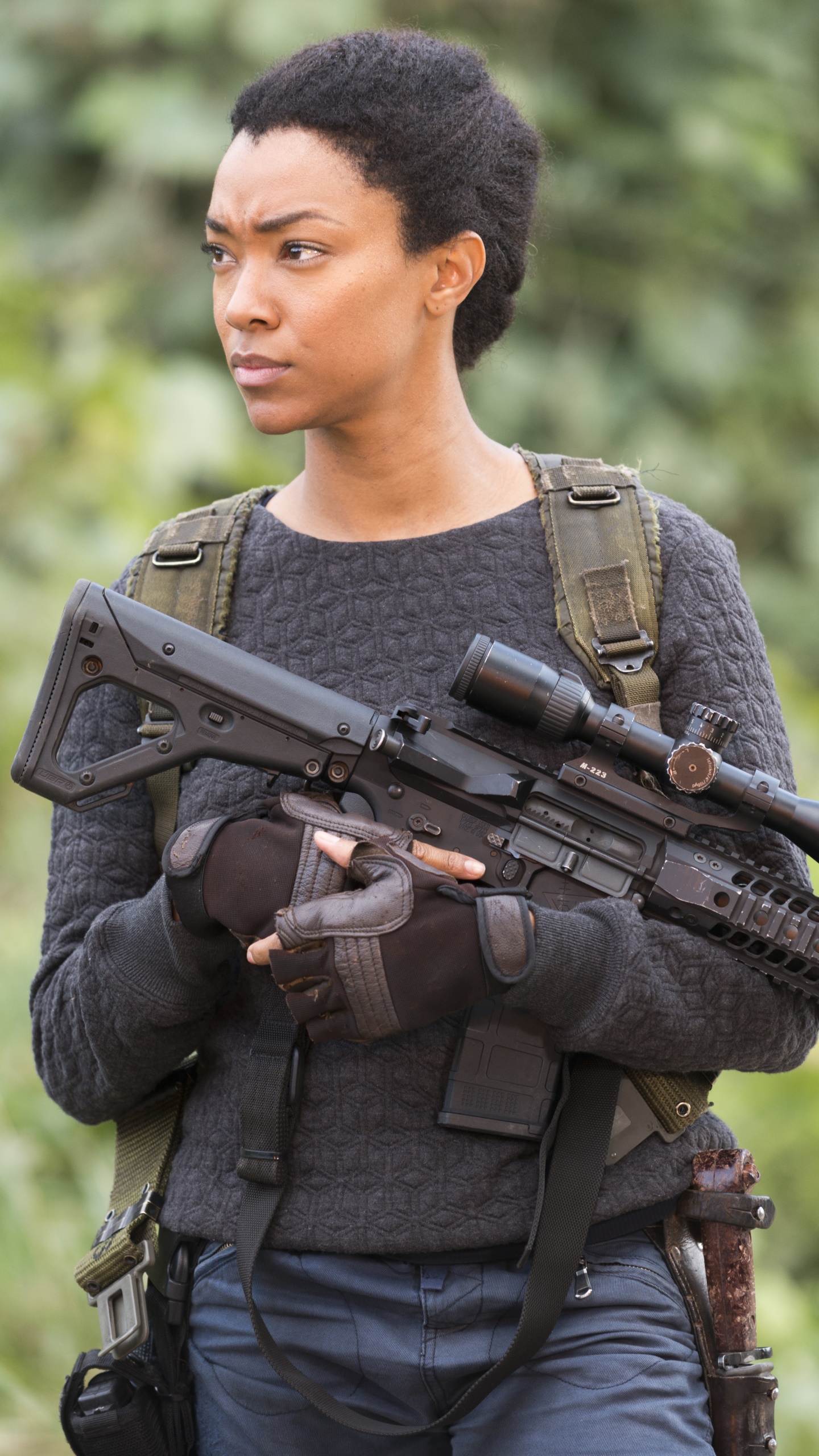 TV Show The Walking Dead, Gun, Sonequa Martin-Green, 1440x2560, Phone HD Wallpaper