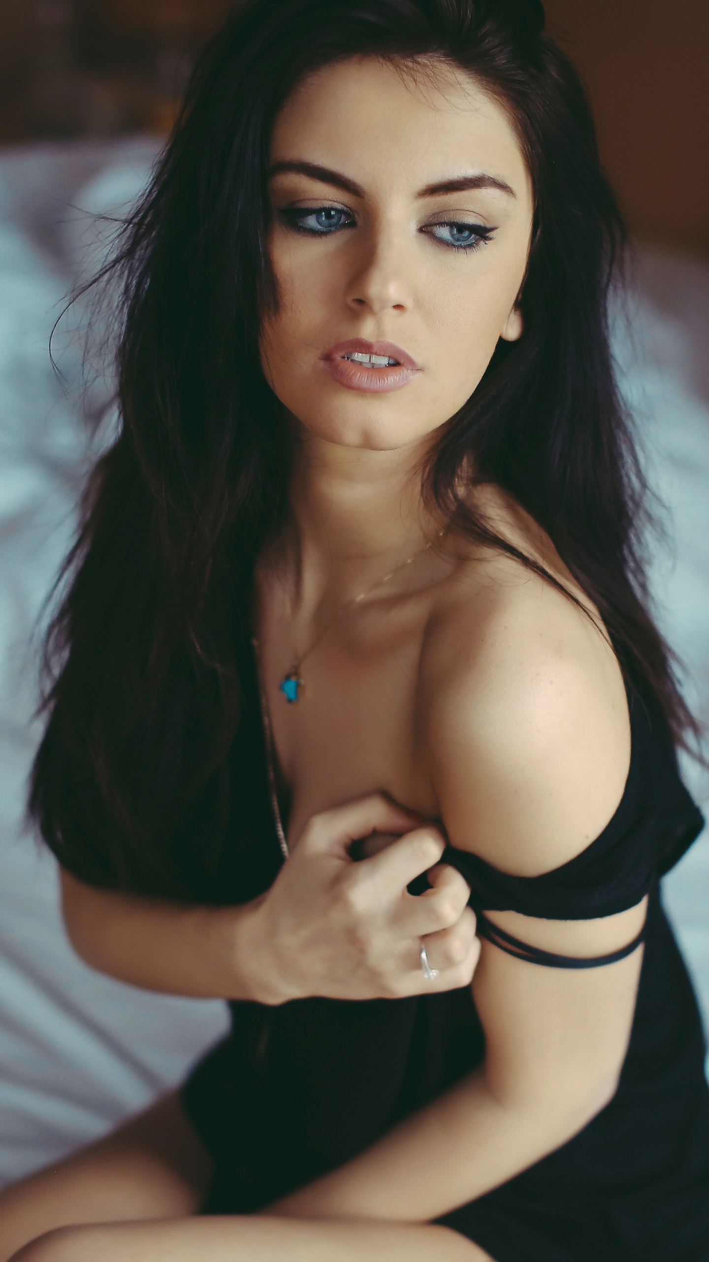 Women Model, 1440x2560, Phone HD Wallpaper