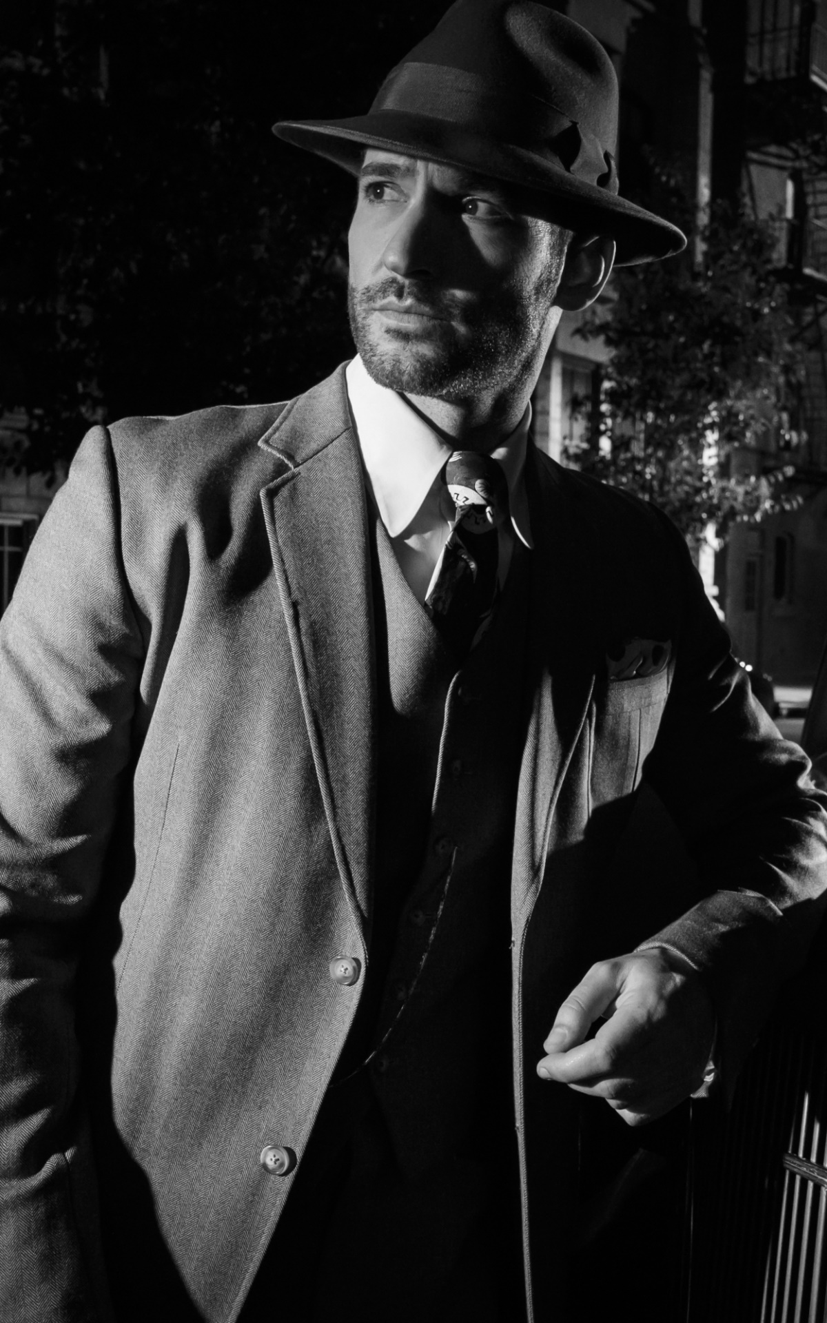 TV Show Lucifer, Lucifer Morningstar, Tom Ellis, 1200x1920, Phone HD Wallpaper