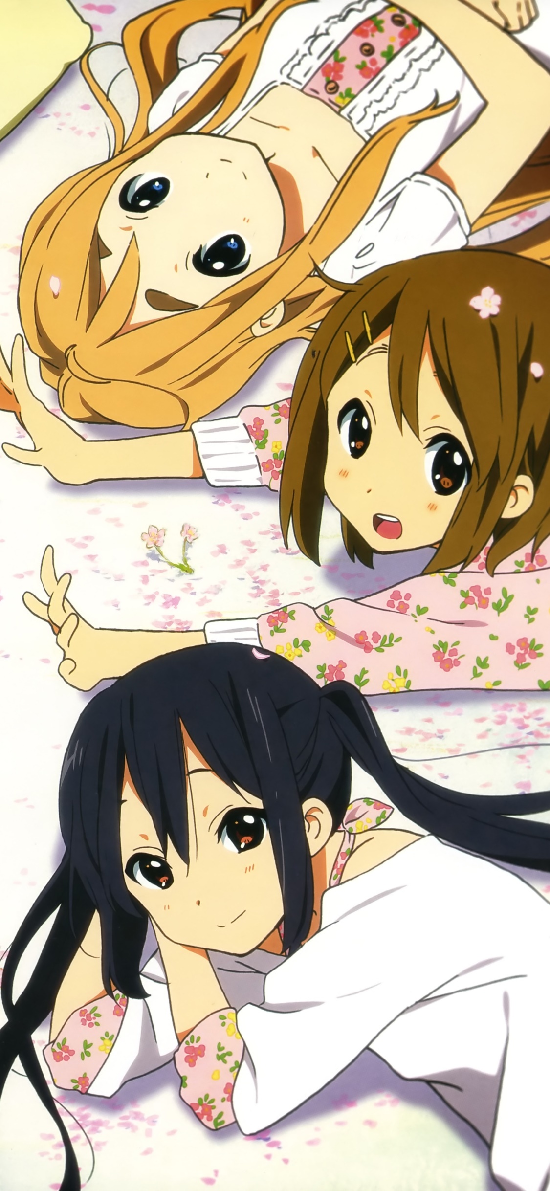 Anime K-ON!, Tsumugi Kotobuki, Azusa Nakano, Yui Hirasawa, 1125x2436, Phone HD Wallpaper