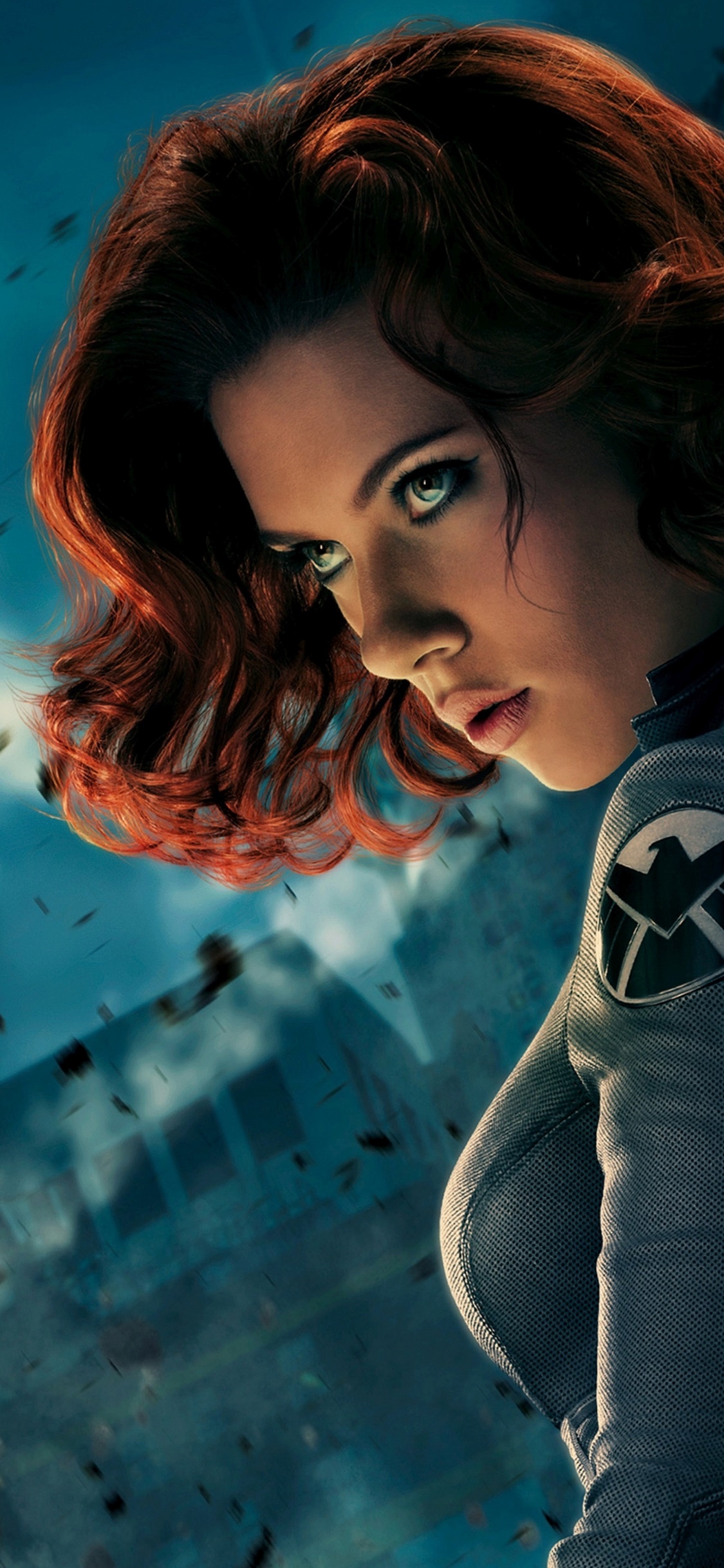 Movie The Avengers, Black Widow, Avengers, Natasha Romanoff, Scarlett Johansson, Gun, 1125x2436, Phone HD Wallpaper
