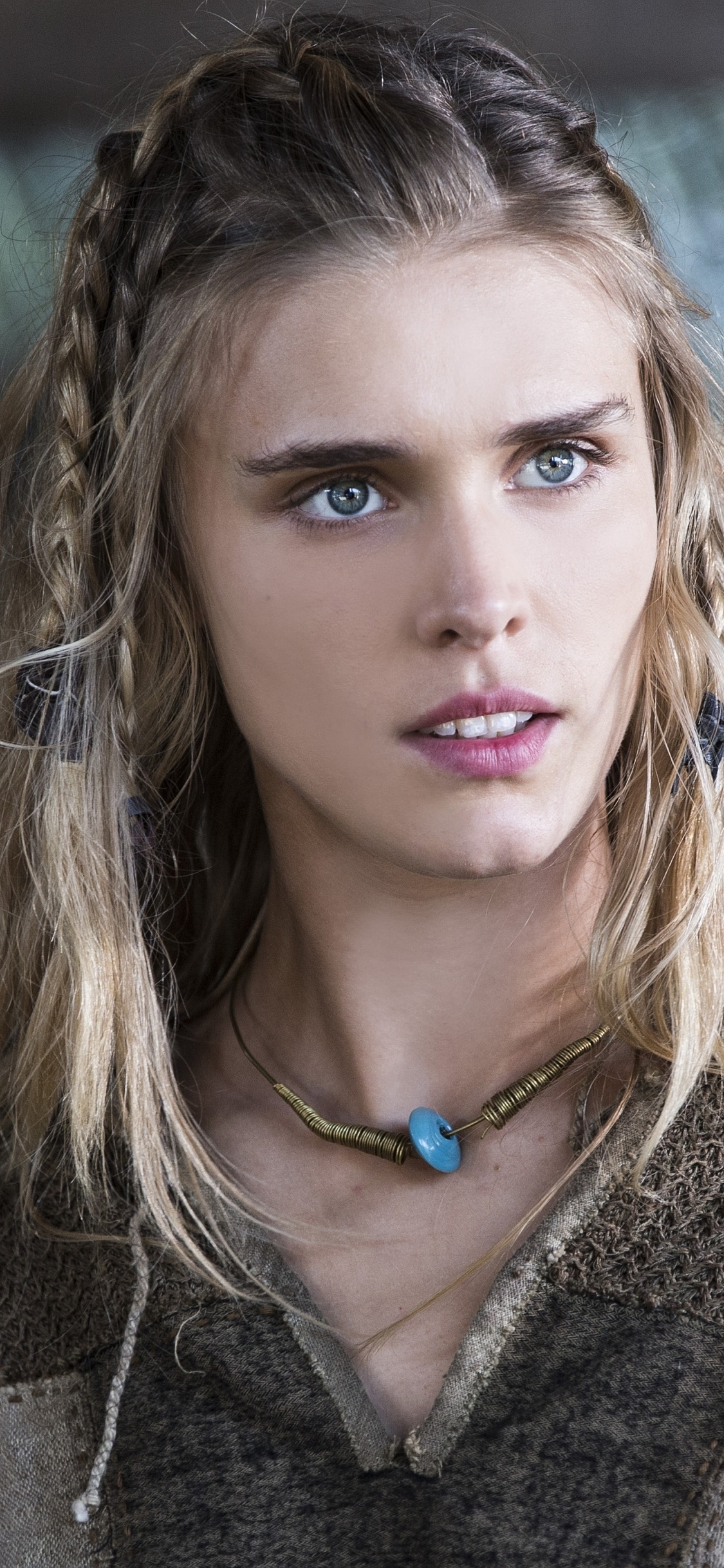 TV Show Vikings, Thorunn (Vikings), Vikings (TV Show), Gaia Weiss, 1125x2436, Phone HD Wallpaper