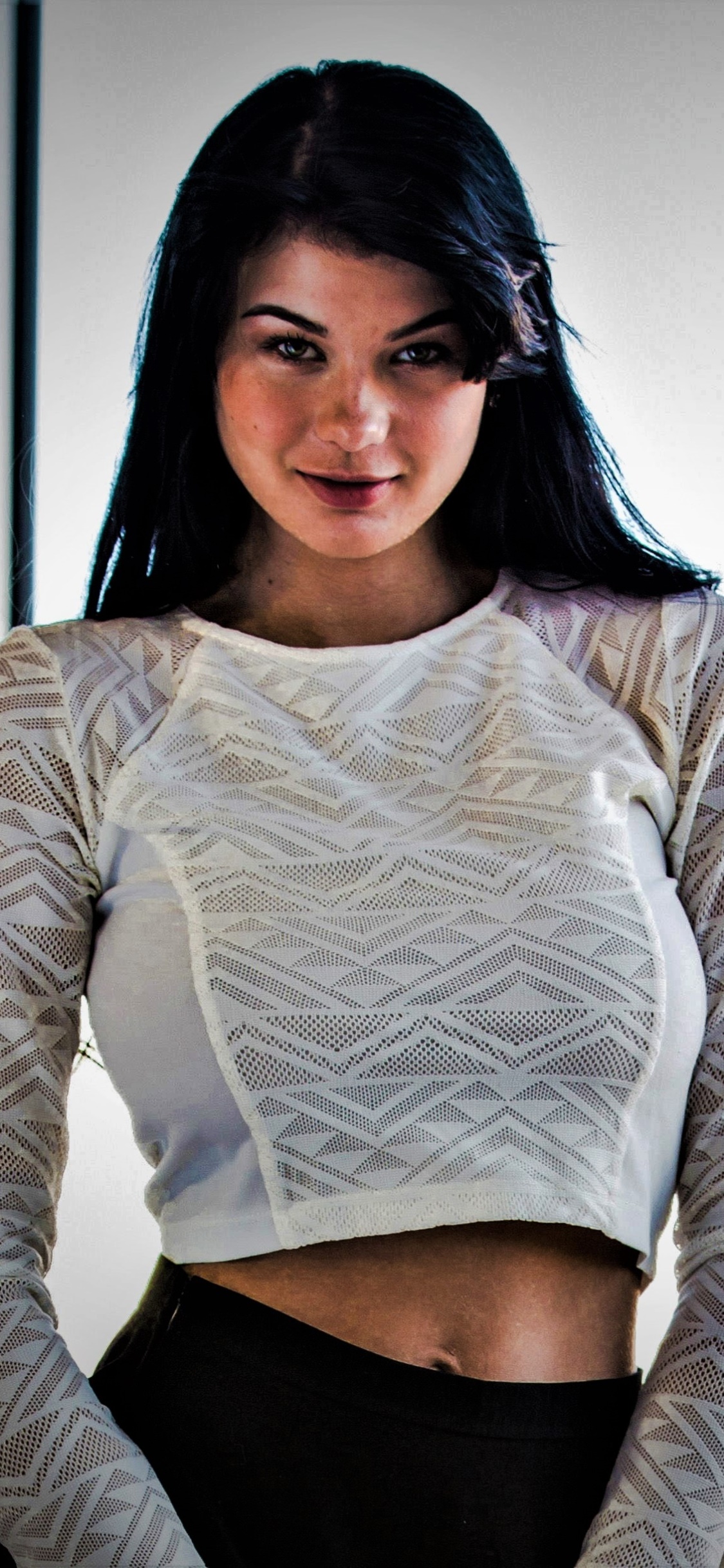 Women Model, Lucy Li, 1125x2436, Phone HD Wallpaper