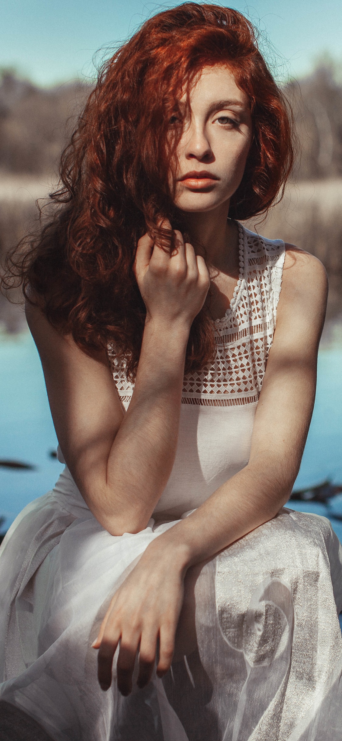 Women Model, Outdoor, Swan, Redhead, Lake, 1125x2436, Phone HD Wallpaper