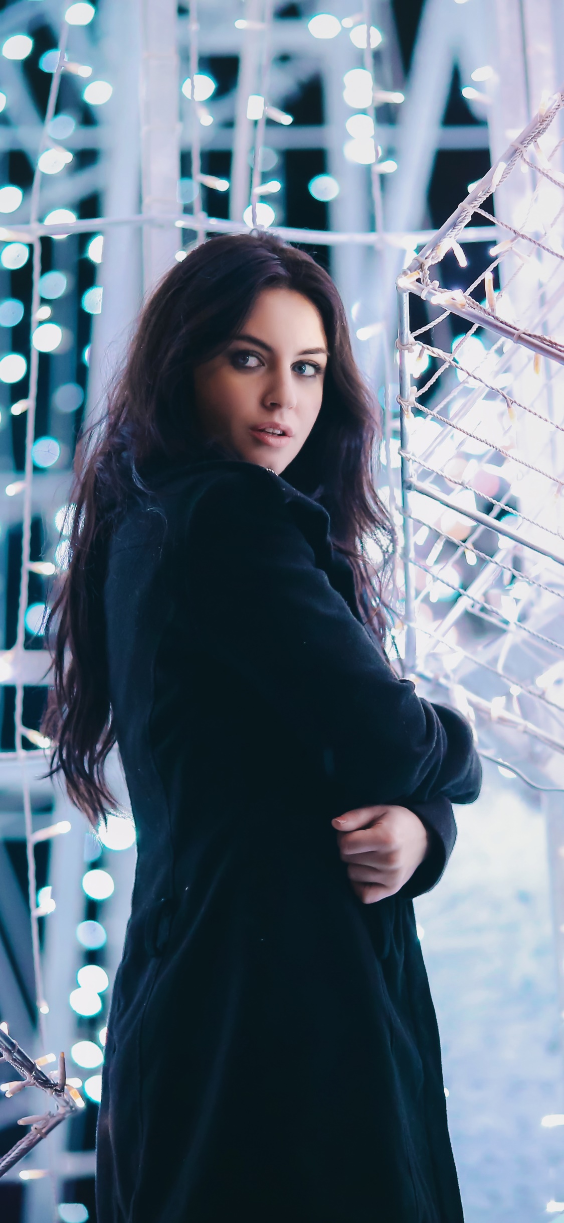 Women Model, Light, Brunette, Blue Eyes, 1125x2436, Phone HD Wallpaper