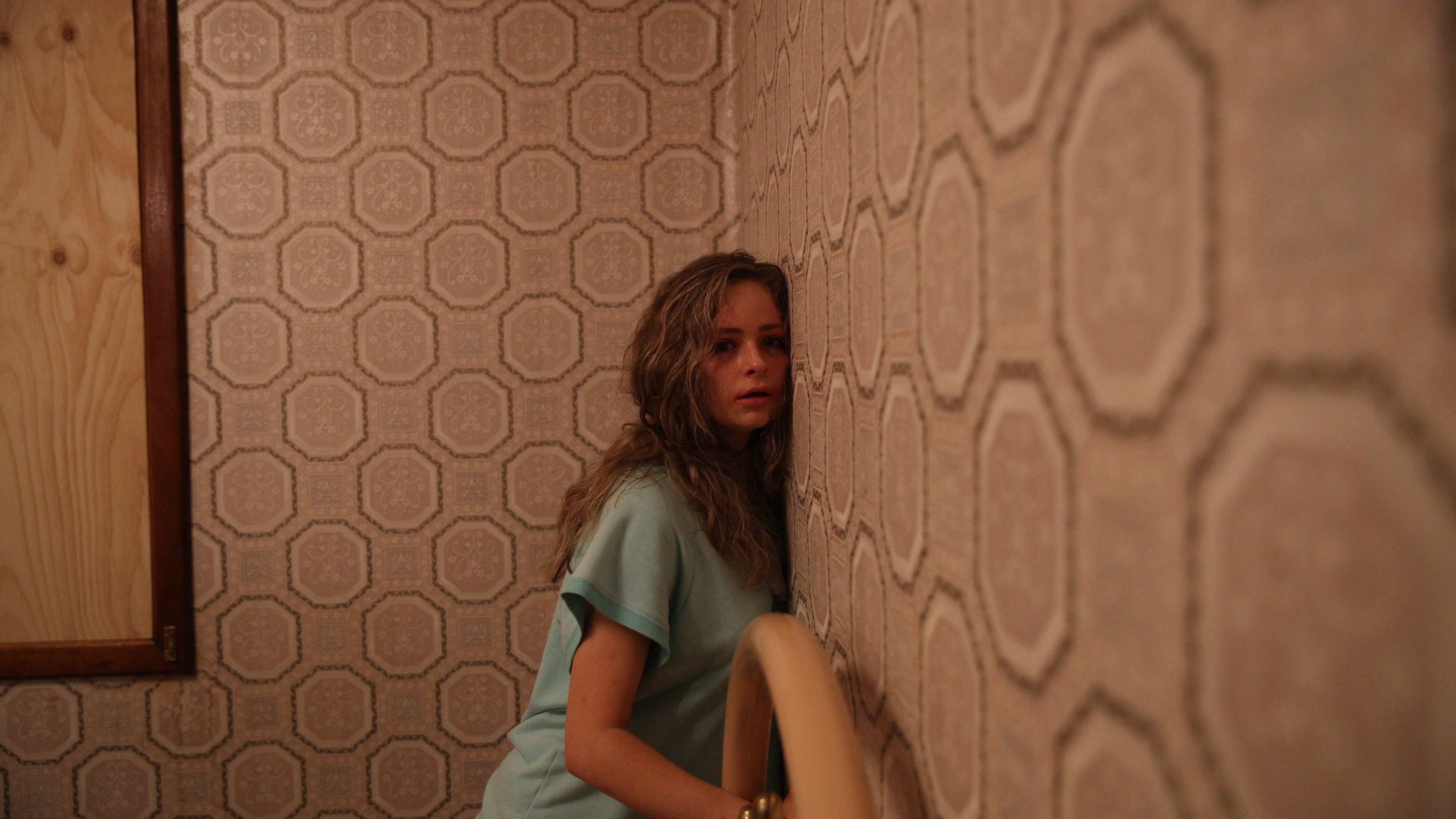 Hounds of Love, Ashleigh Cummings, Venice Film Festival, HD Wallpaper