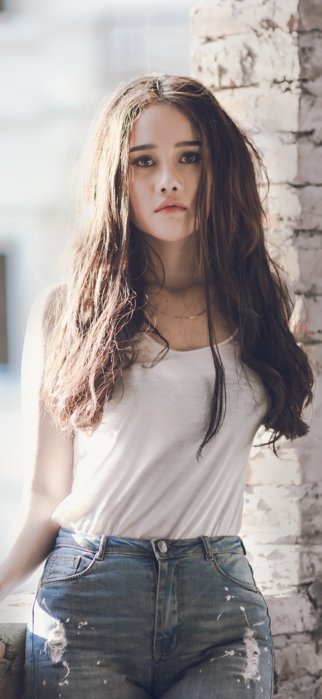 Women Model, Brunette, 1125x2436, Phone HD Wallpaper