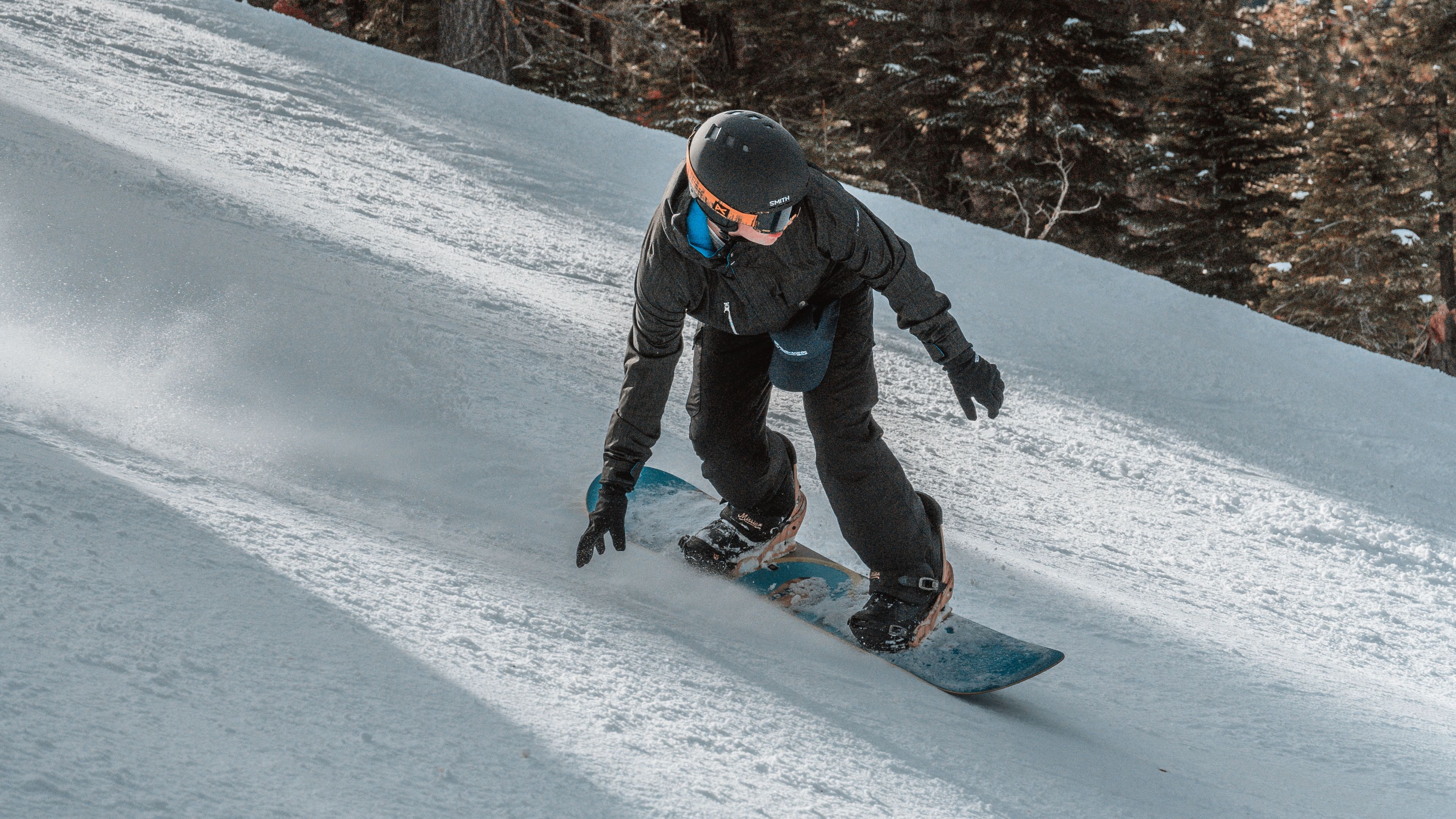 snowboarder, snowboard, helmet, slope, snow, 4k, HD Wallpaper