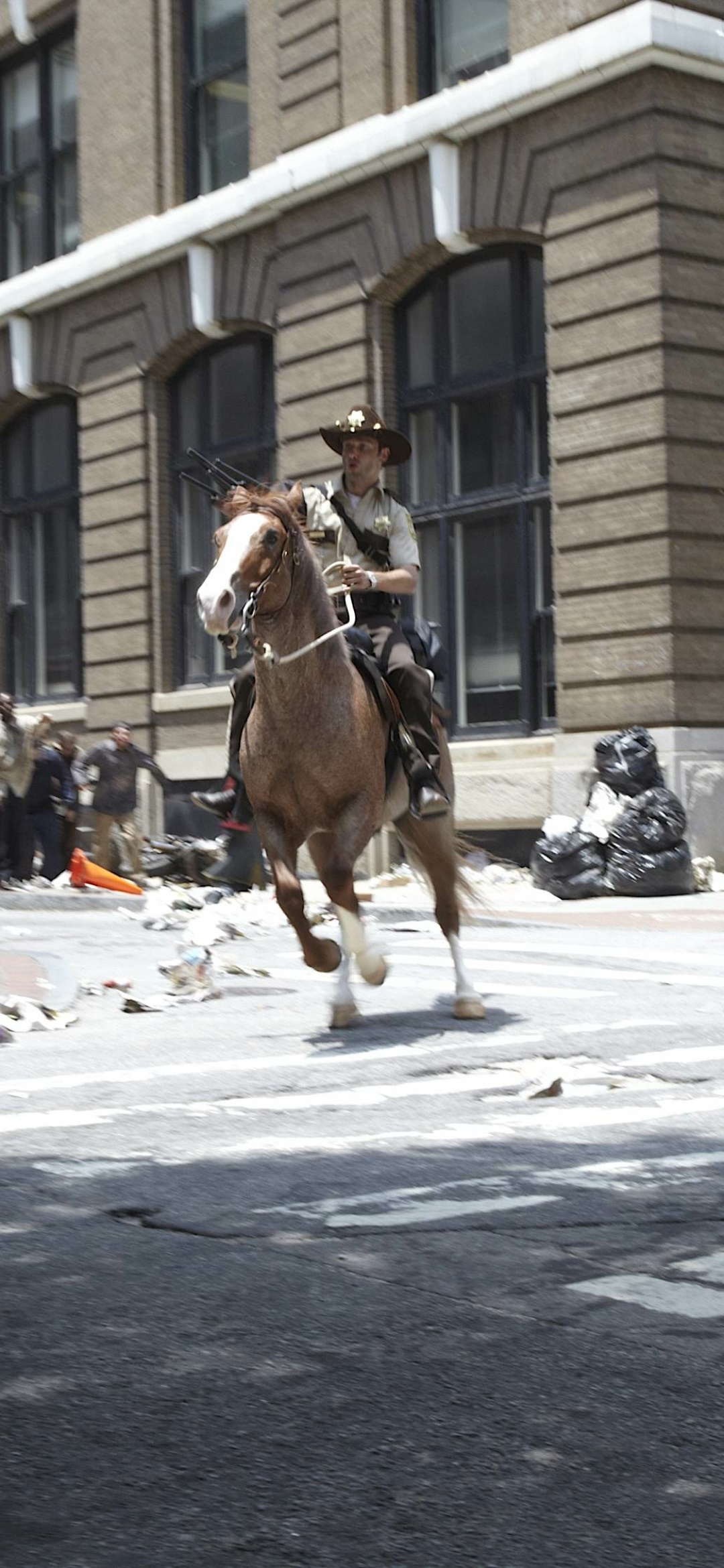 TV Show The Walking Dead, Rick Grimes, Andrew Lincoln, 1080x2340, Phone HD Wallpaper