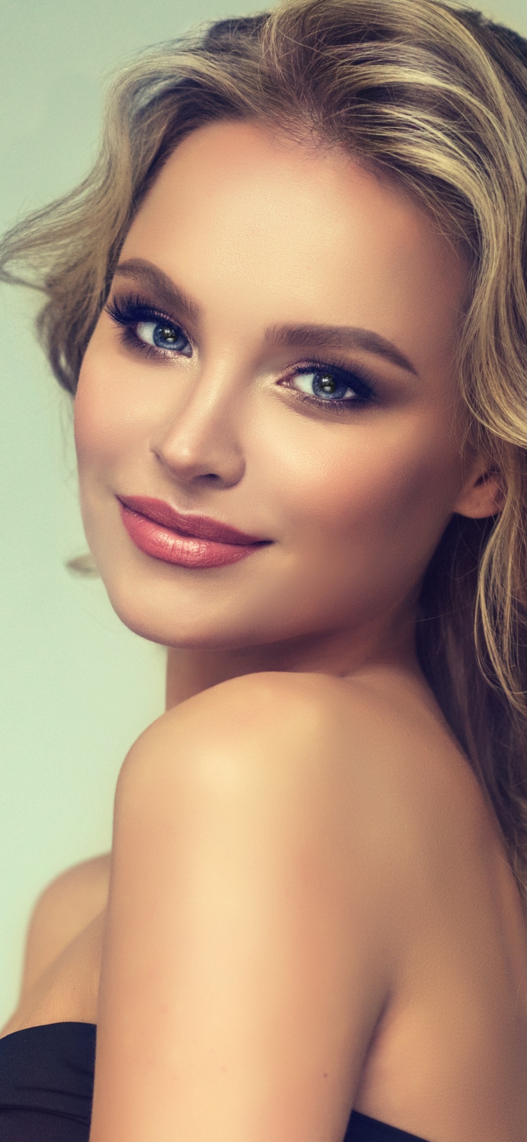 Women Model, Blue Eyes, 1080x2340, Phone HD Wallpaper