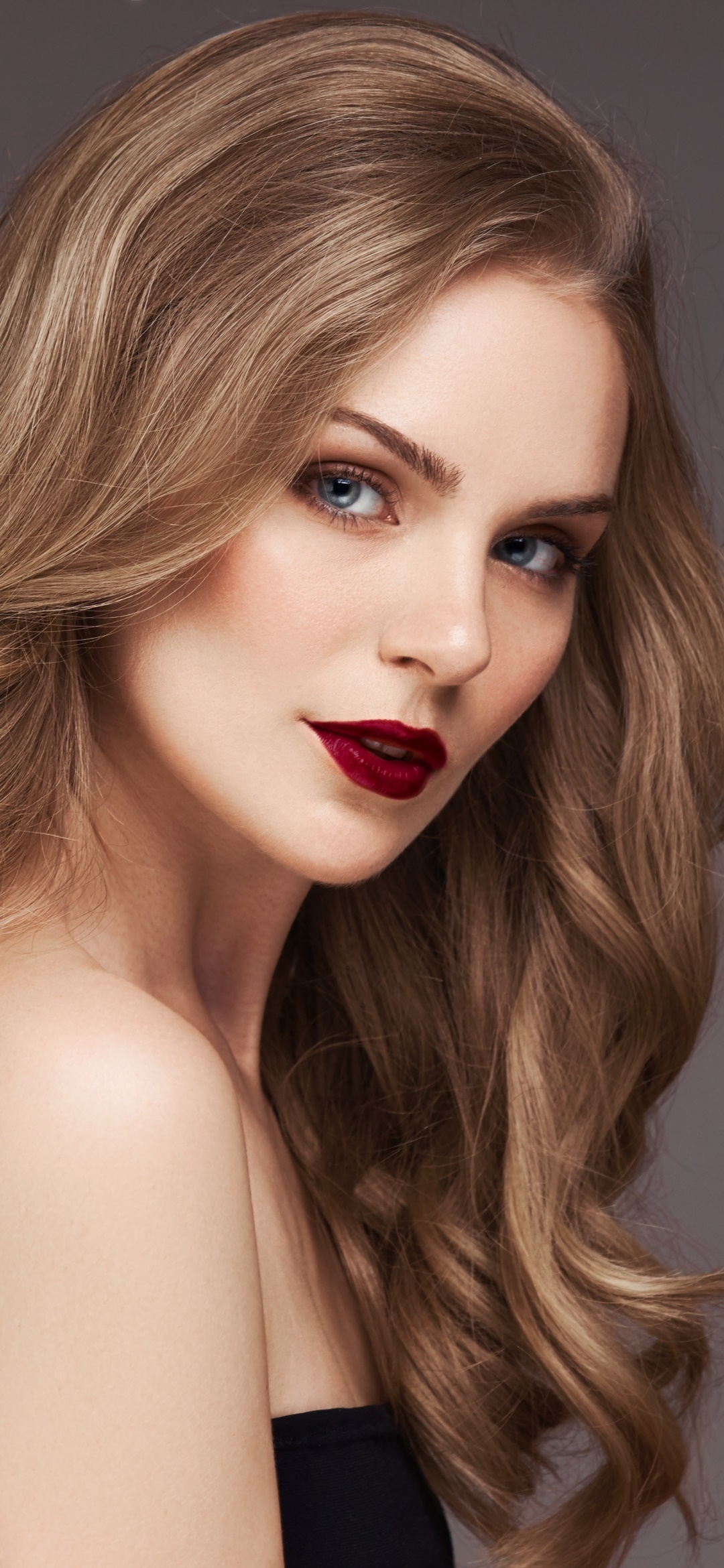Women Model, Lipstick, Blue Eyes, Blonde, Face, 1080x2340, Phone HD Wallpaper