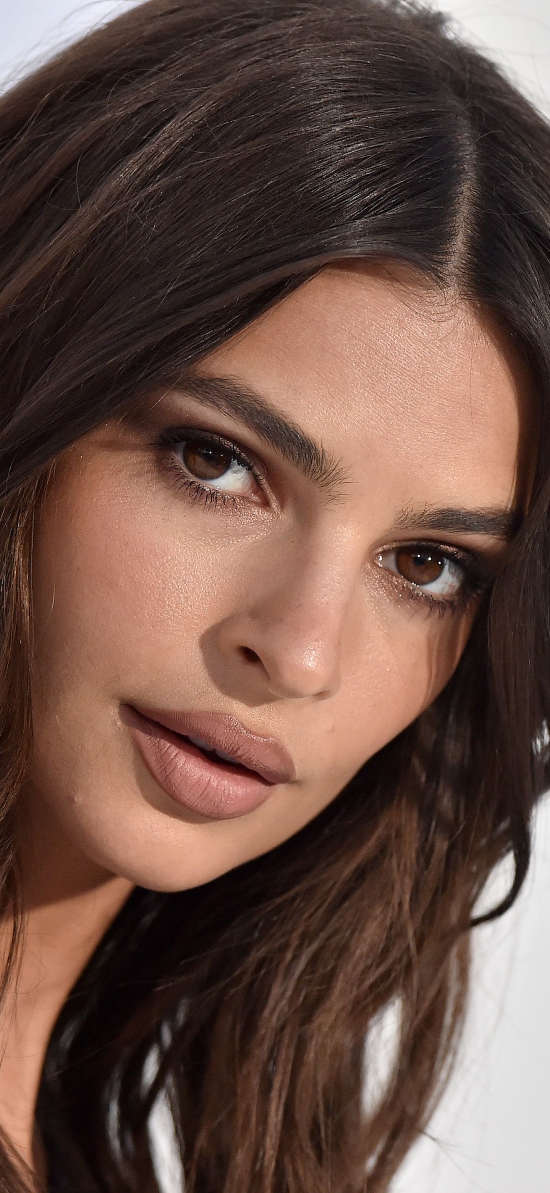 Celebrity Emily Ratajkowski, 1080x2340, Phone HD Wallpaper