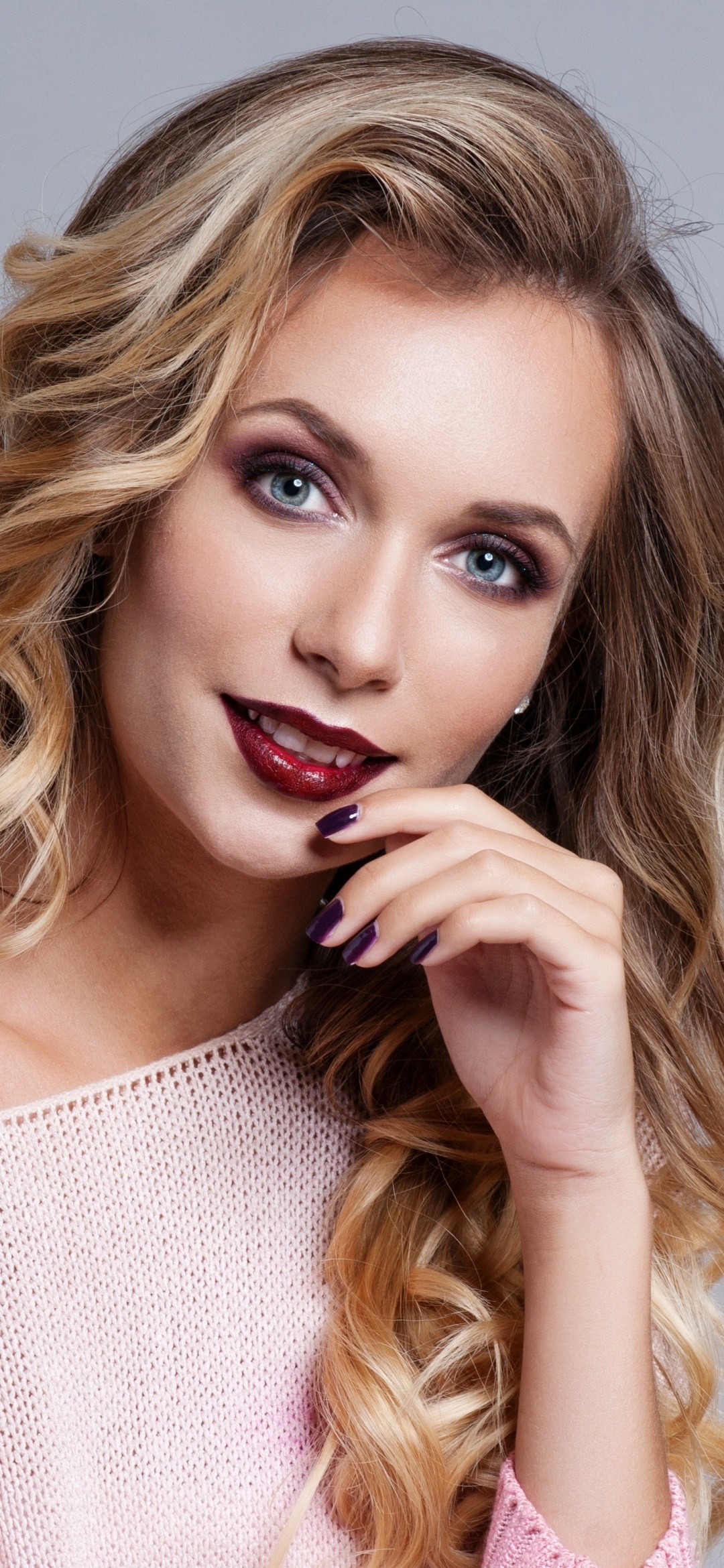 Women Model, Blue Eyes, Blonde, Lipstick, 1080x2340, Phone HD Wallpaper