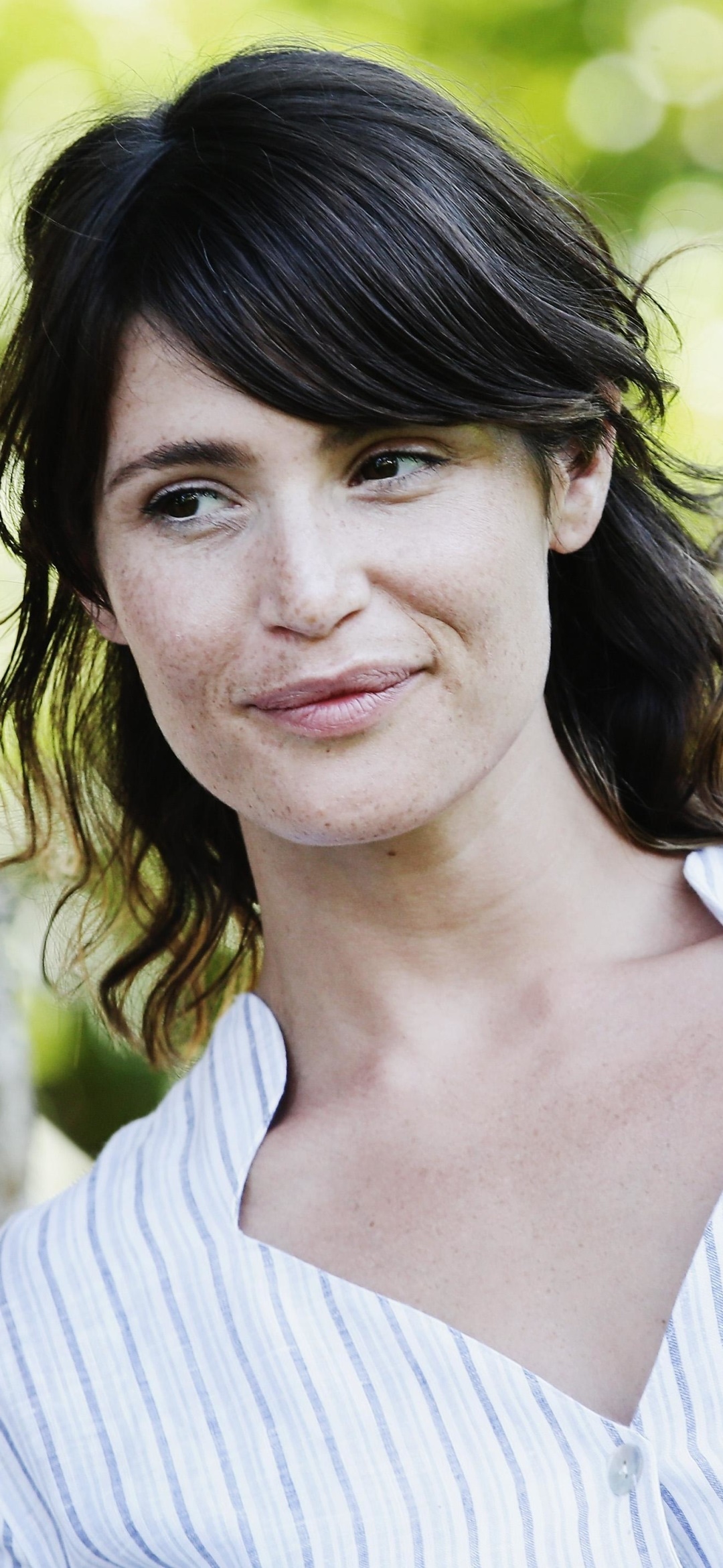 «Gemma Arterton phone wallpaper» HD Wallpapers — free download