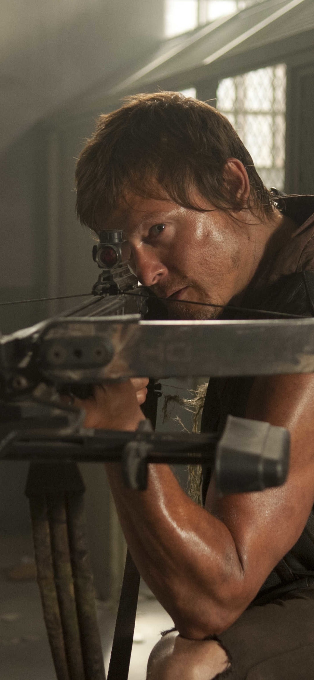TV Show The Walking Dead, Norman Reedus, Daryl Dixon, Crossbow, 1080x2340, Phone HD Wallpaper
