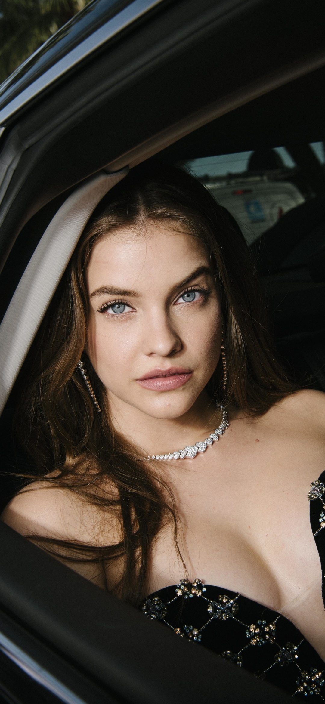 Celebrity Barbara Palvin, Model, Brunette, Blue Eyes, Hungarian, 1080x2340, Phone HD Wallpaper