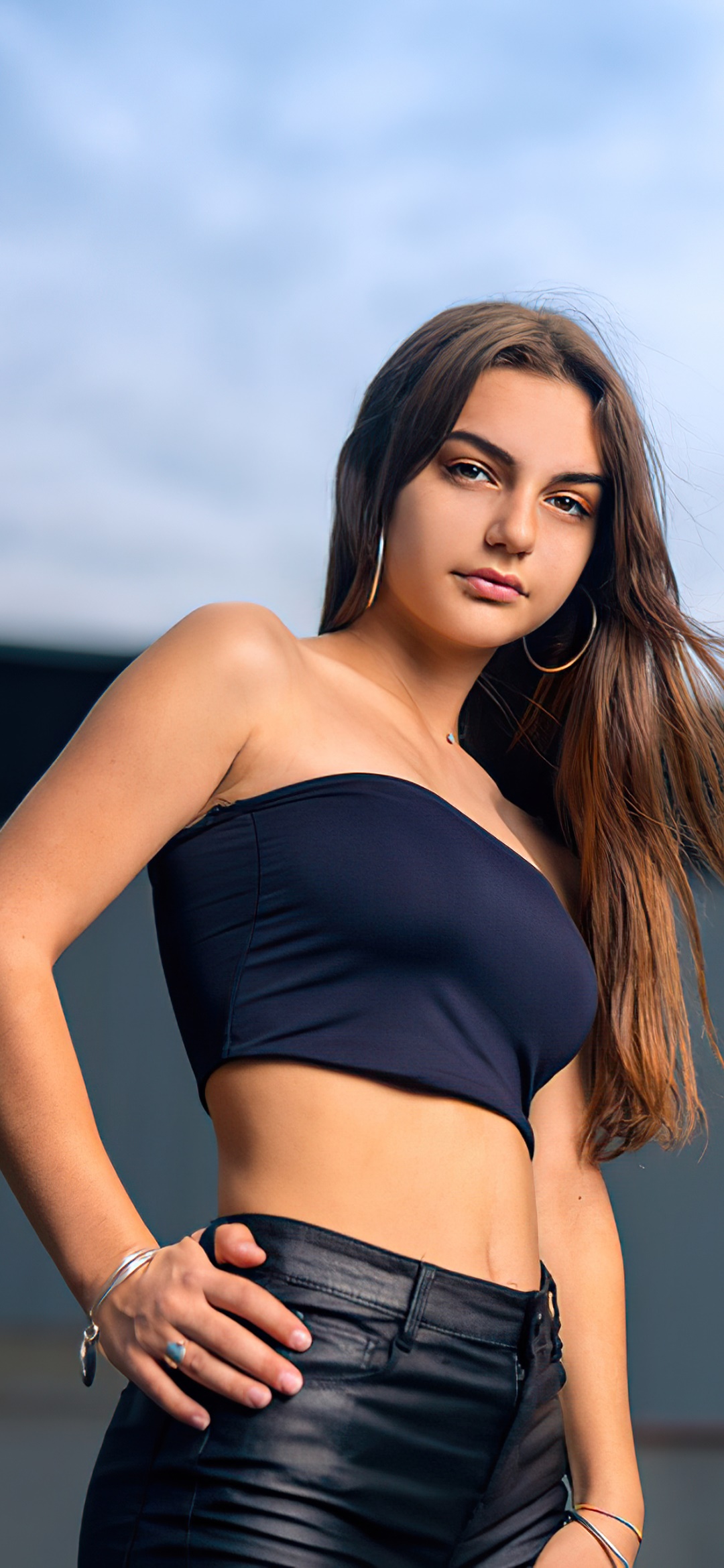 Women Model, Brunette, Long Hair, 1080x2340, Phone HD Wallpaper