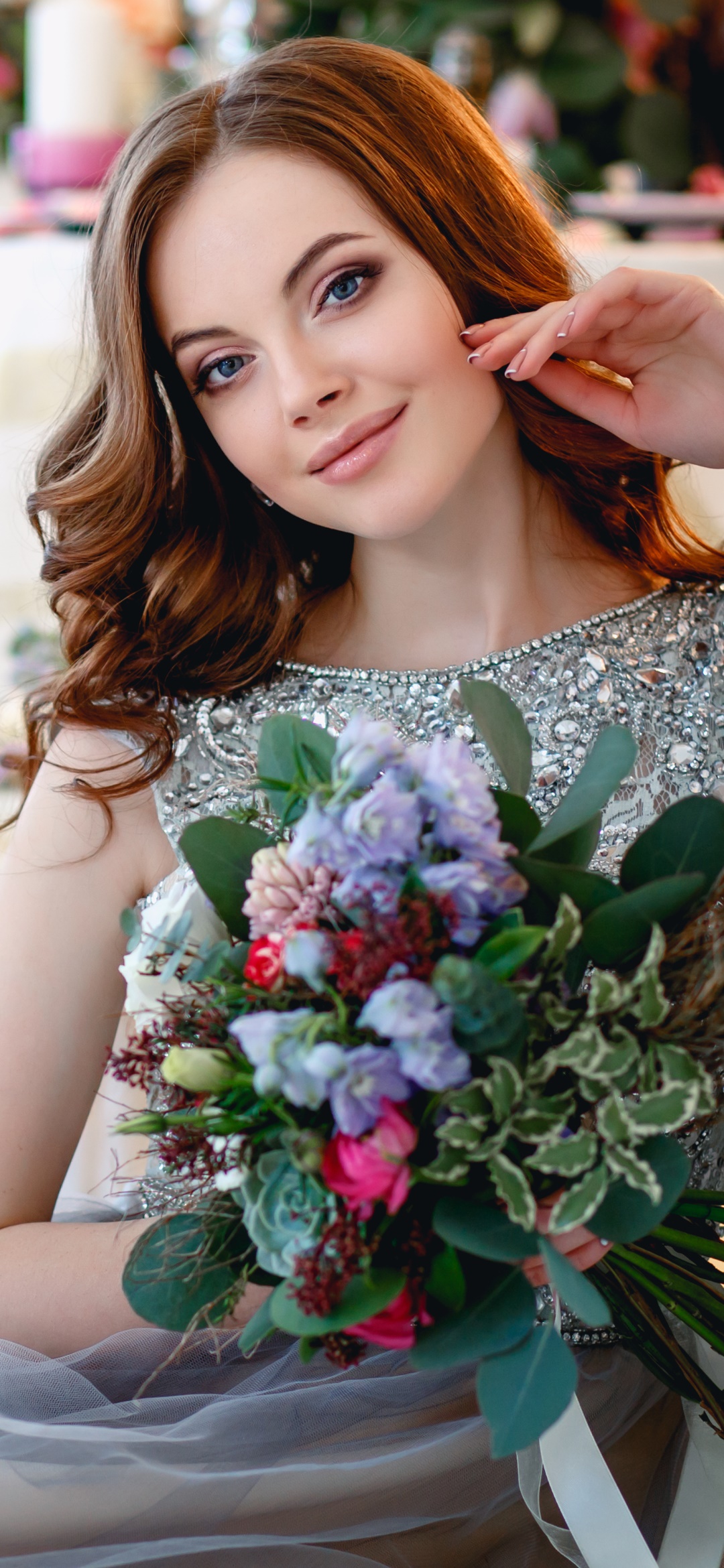Women Model, Blue Eyes, Smile, Brunette, Bouquet, 1080x2340, Phone HD Wallpaper