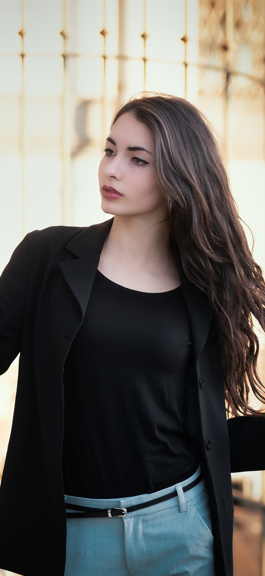 Women Model, Brunette, Lipstick, Brown Eyes, Long Hair, 1080x2340, Phone HD Wallpaper