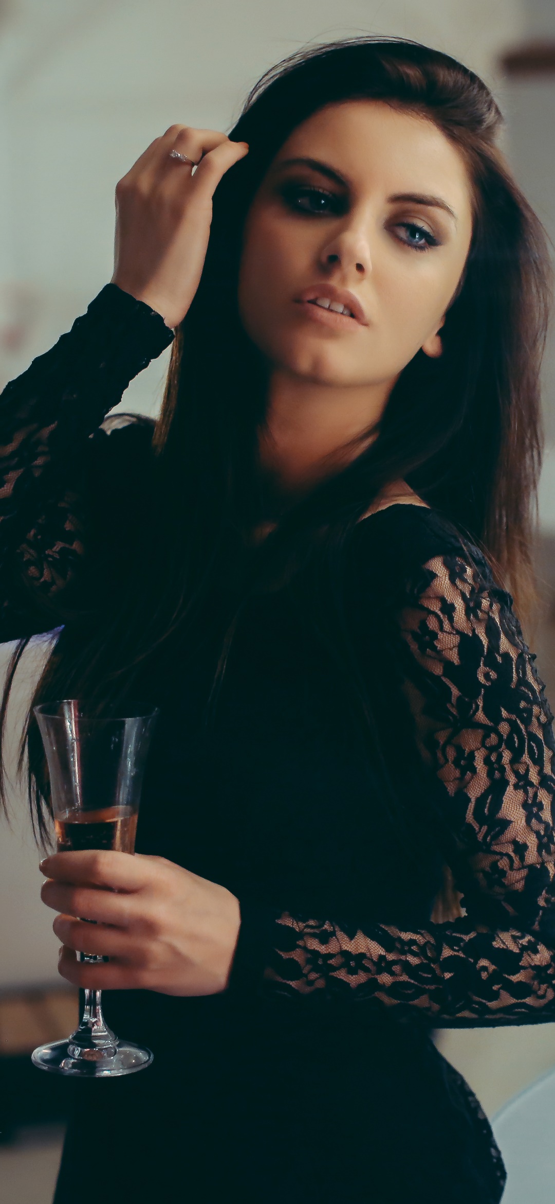 Women Model, 1080x2340, Phone HD Wallpaper