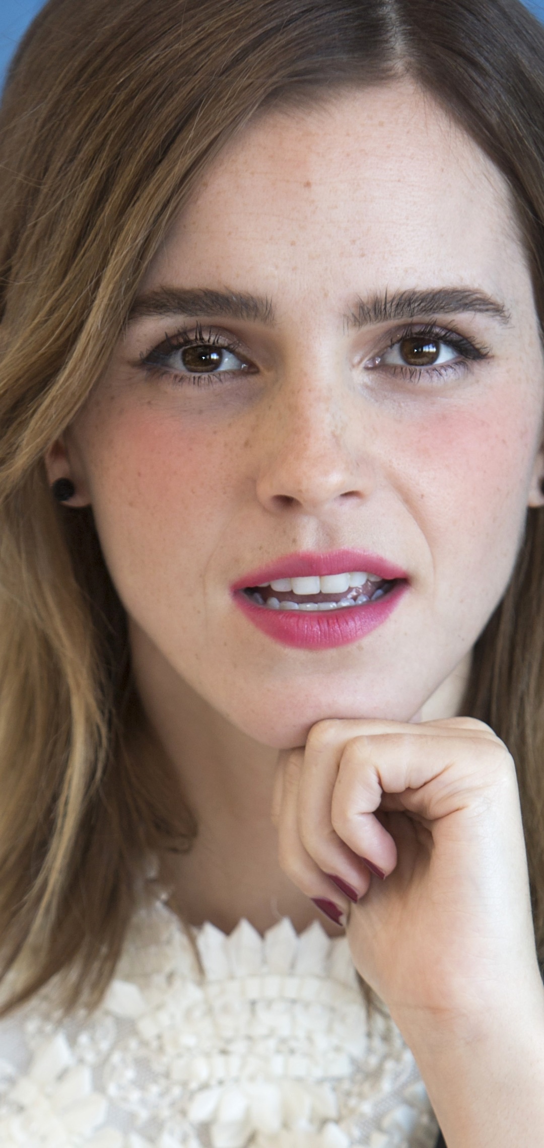 Celebrity Emma Watson, Brunette, Brown Eyes, Face, English, Actress, 1080x2280, Phone HD Wallpaper
