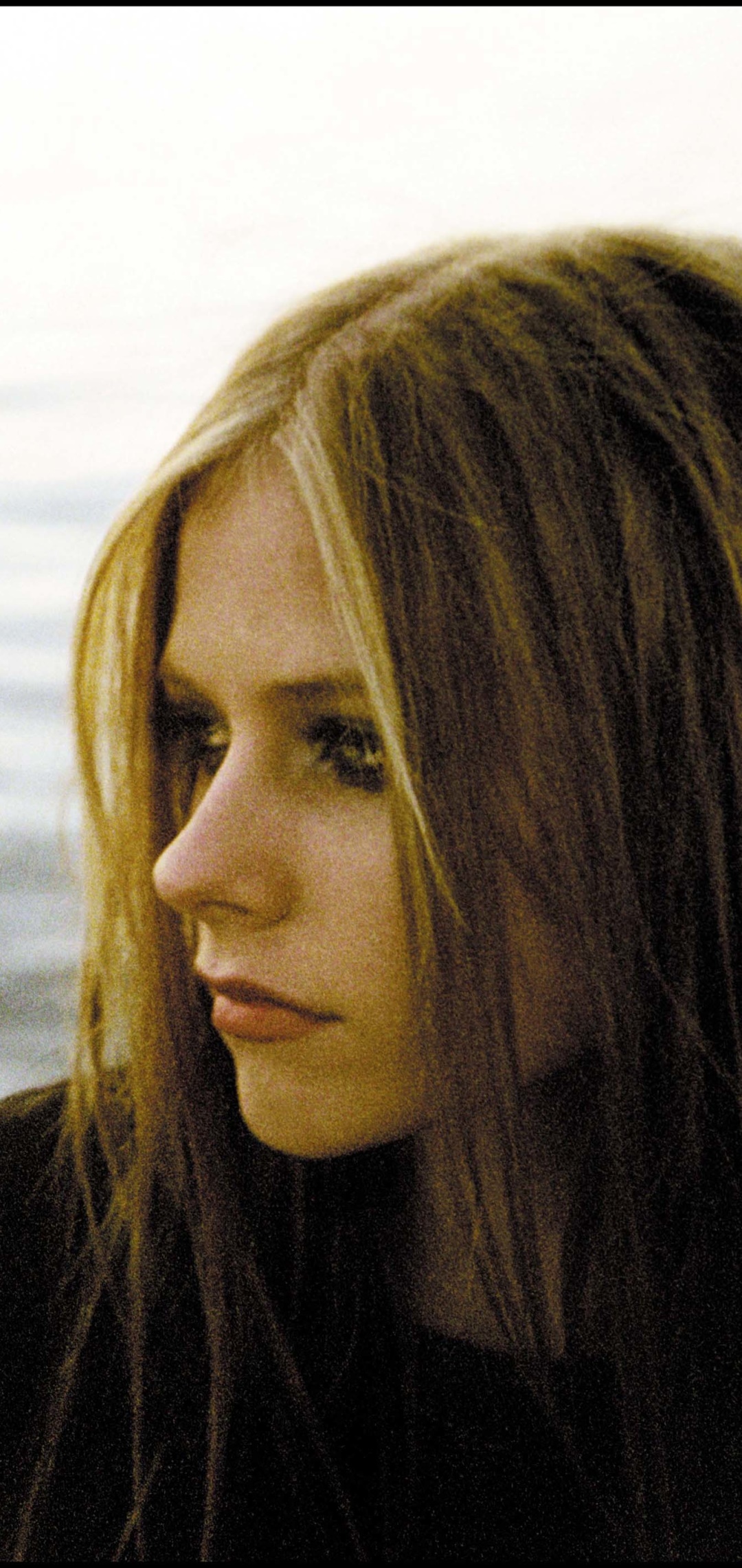 Music Avril Lavigne, 1080x2280, Phone HD Wallpaper
